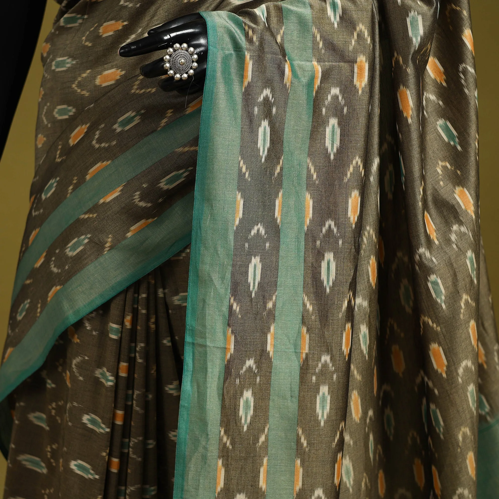 Green - Mercerised Cotton Handloom Pochampally Ikat Saree 18 sold by Itokri product image thumbnail 3