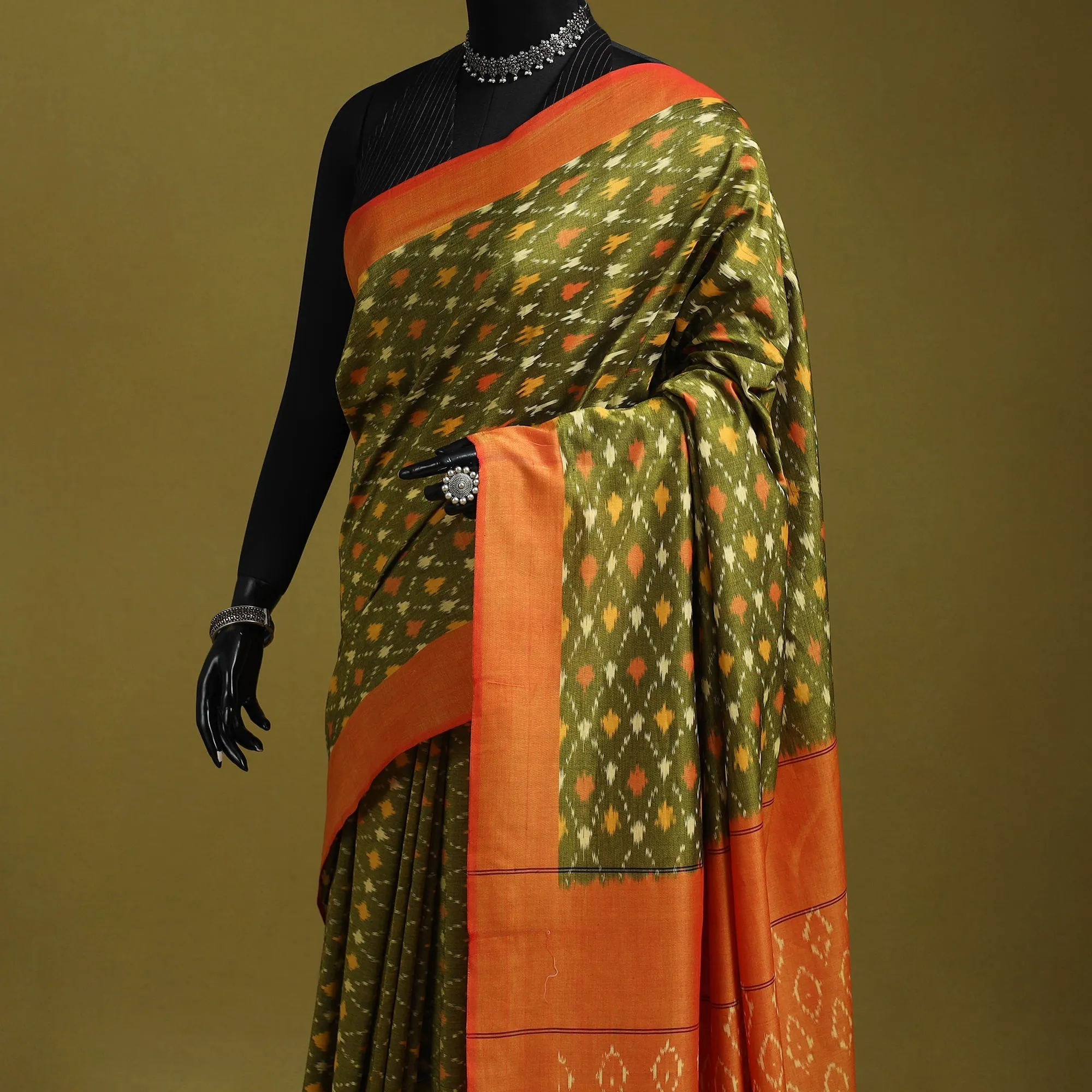 Green - Mercerised Cotton Handloom Pochampally Ikat Saree 27 sold by Itokri product image thumbnail 2