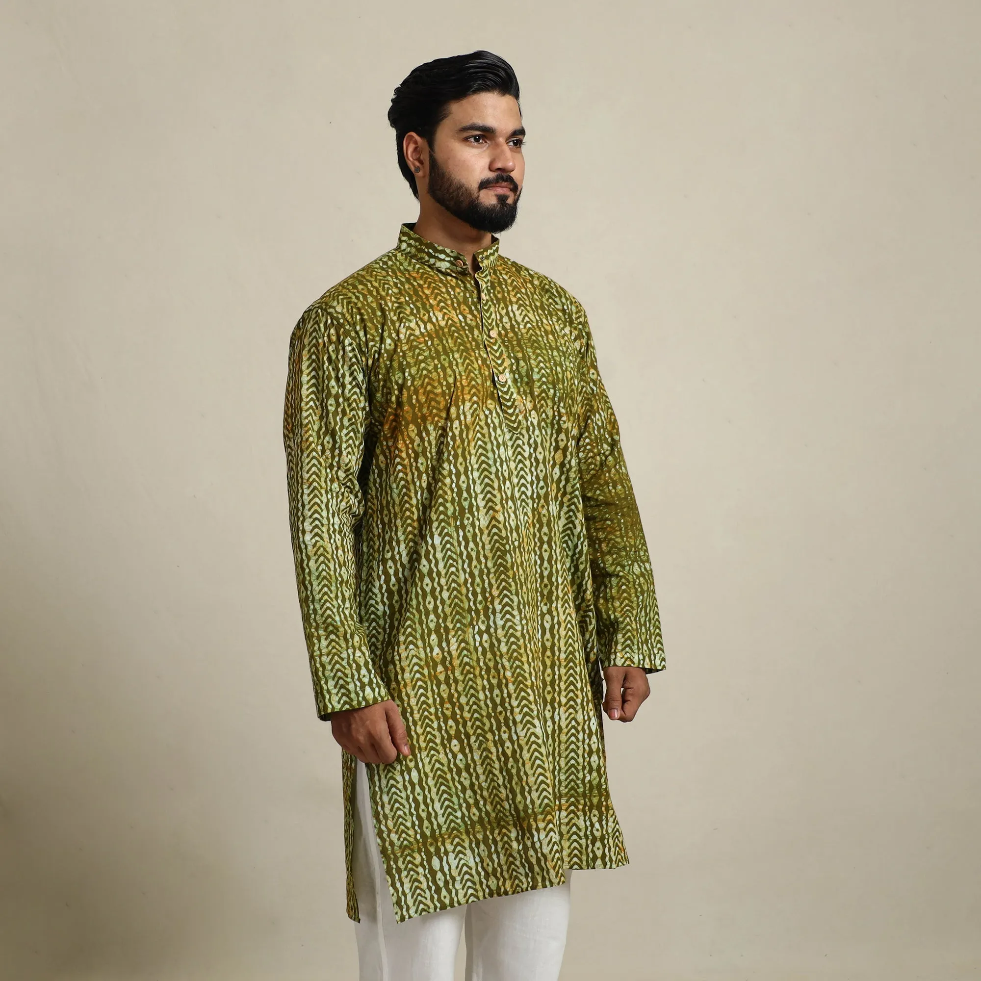 Pure Cotton Men Long Batik Print Kurta 10 sold by Itokri product image thumbnail 5