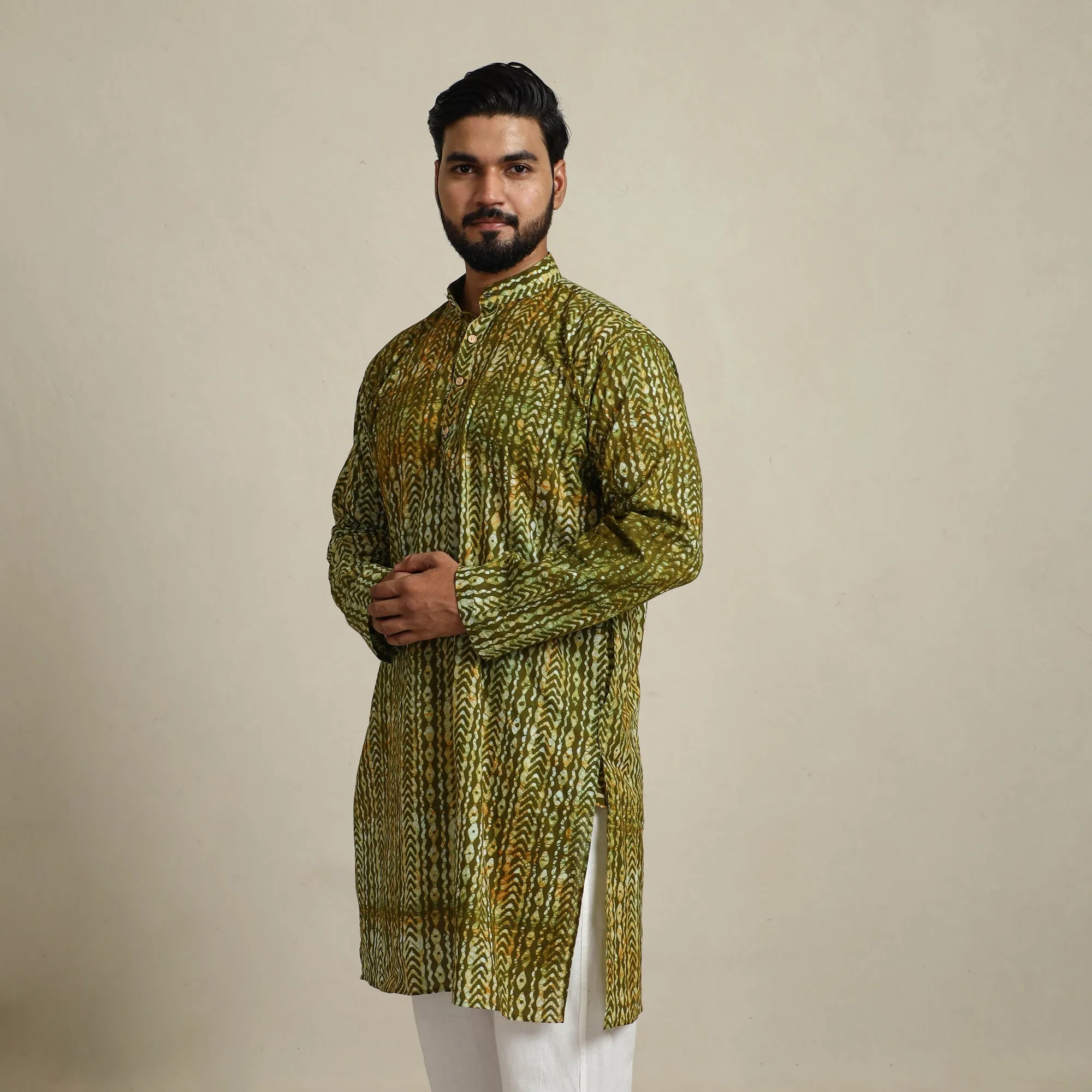 Pure Cotton Men Long Batik Print Kurta 10 sold by Itokri product image thumbnail 3