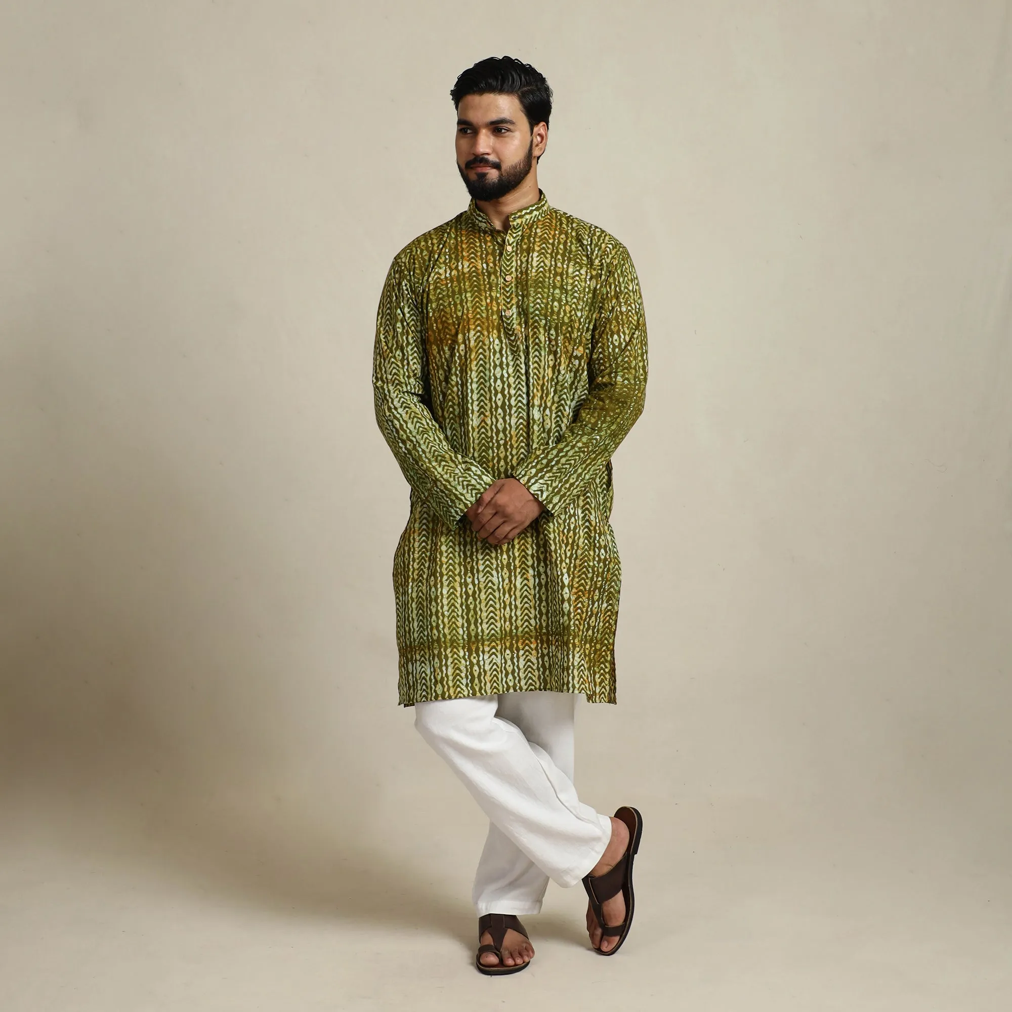 Pure Cotton Men Long Batik Print Kurta 10 sold by Itokri product image thumbnail 2