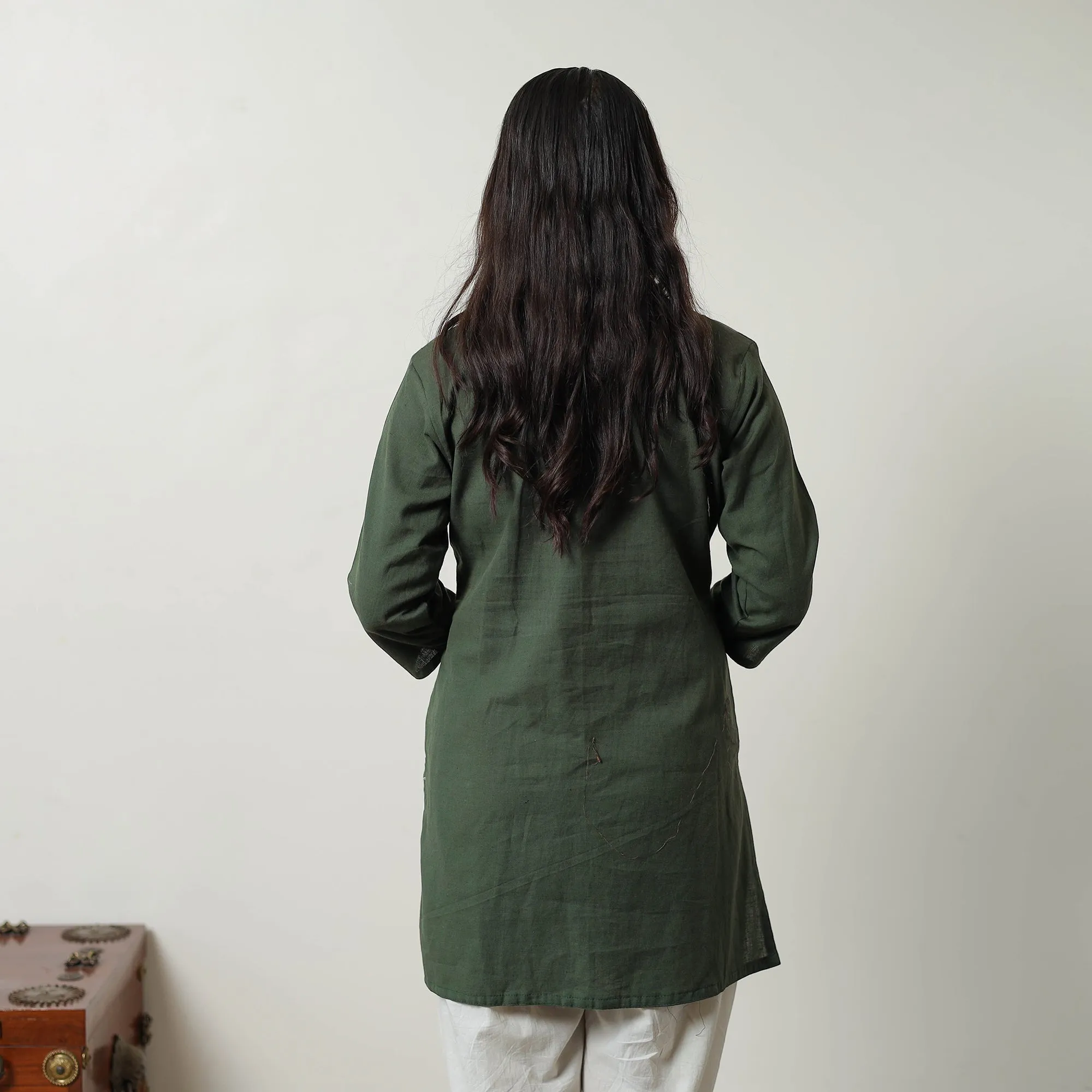Zeenat Dark Green Flex Cotton Short Plain Kurta sold by Itokri product image thumbnail 4