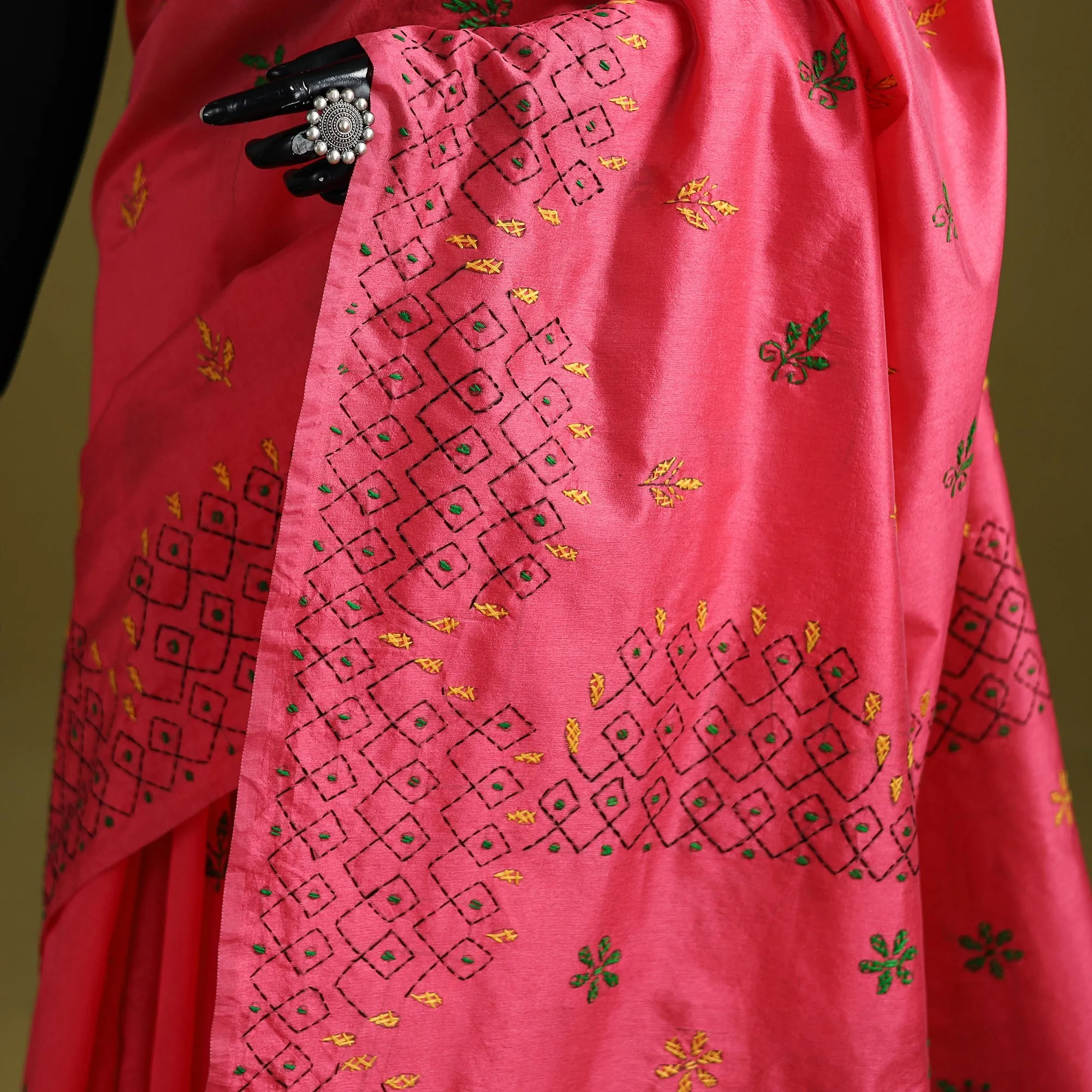 Pink - Bengal Hand Embroidered Silk Nakshi Kantha Saree 34 sold by Itokri product image thumbnail 3