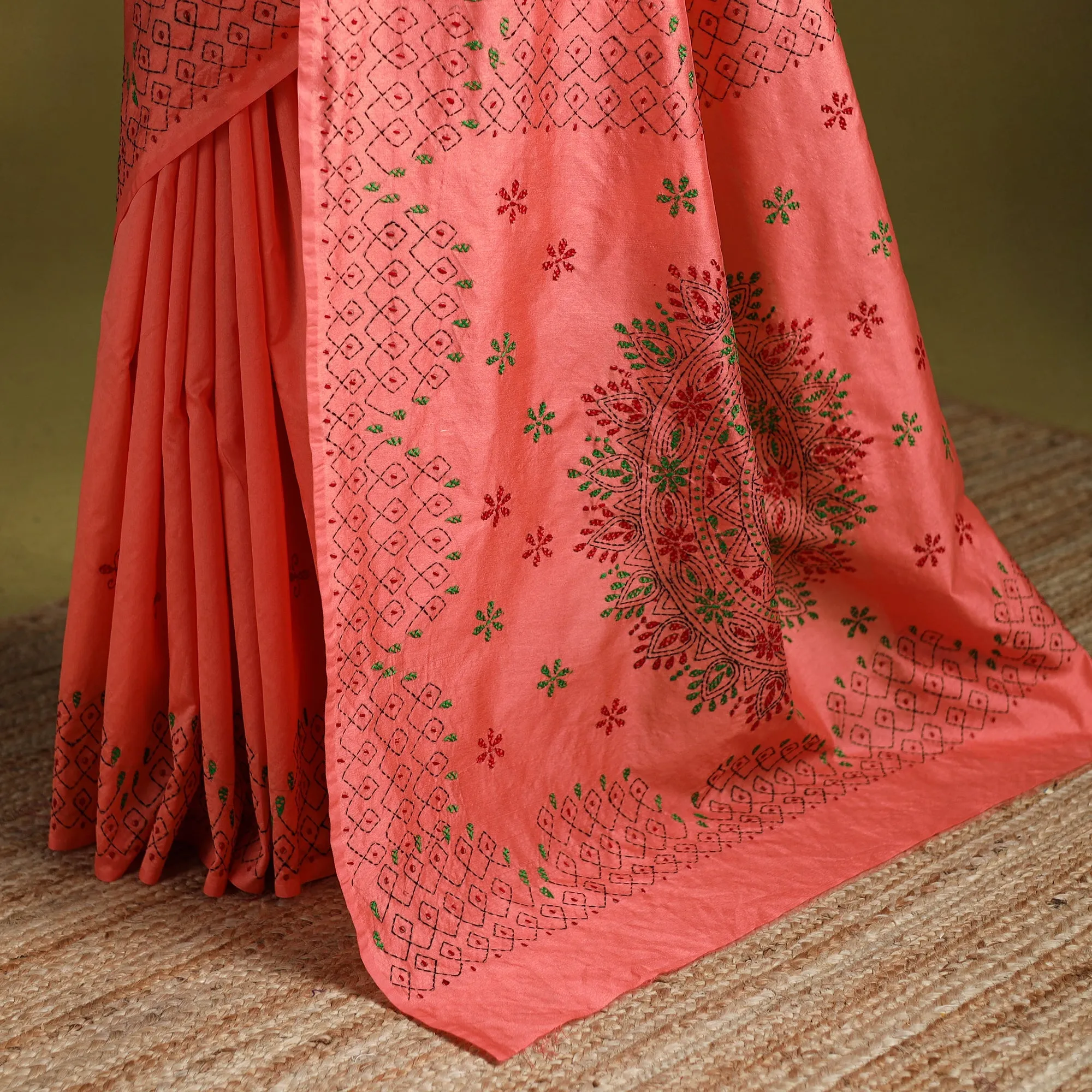 Peach - Bengal Hand Embroidered Silk Nakshi Kantha Saree 32 sold by Itokri product image thumbnail 4