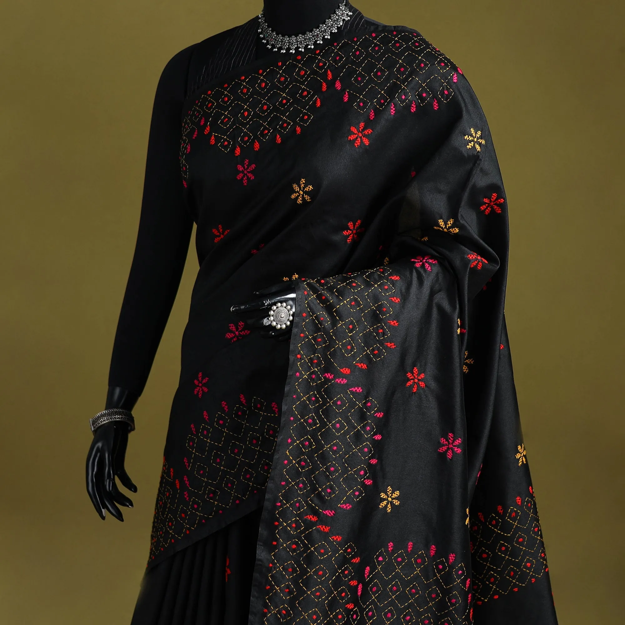 Black - Bengal Hand Embroidered Silk Nakshi Kantha Saree 22 sold by Itokri product image thumbnail 2