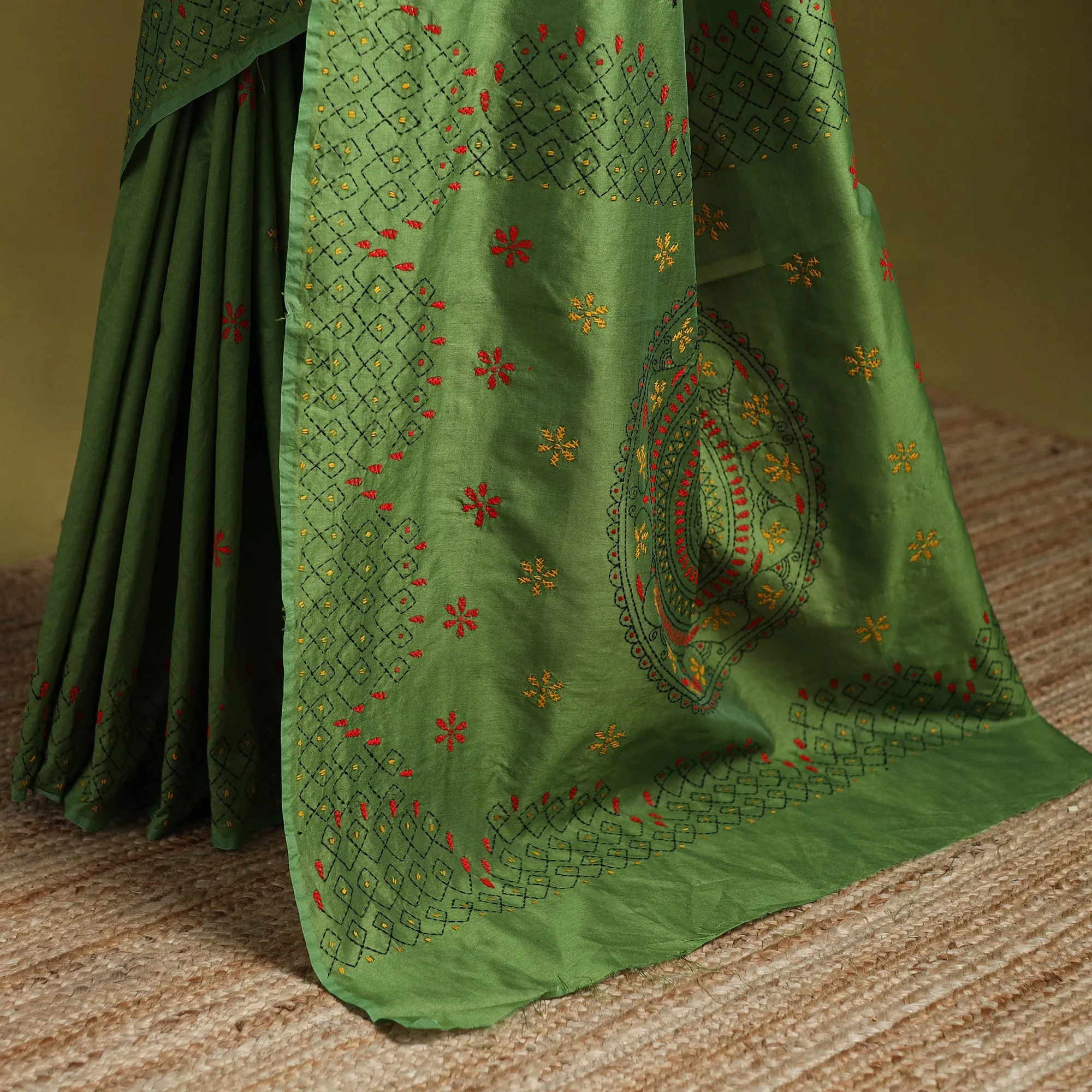 Green - Bengal Hand Embroidered Silk Nakshi Kantha Saree 20 sold by Itokri product image thumbnail 4
