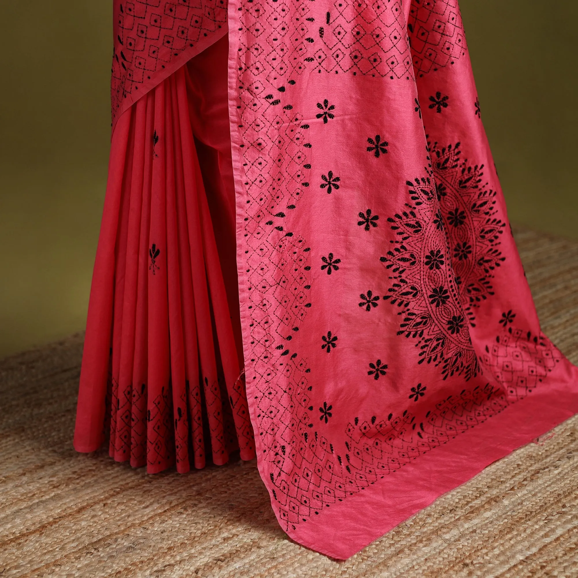 Pink - Bengal Hand Embroidered Silk Nakshi Kantha Saree 16 sold by Itokri product image thumbnail 4