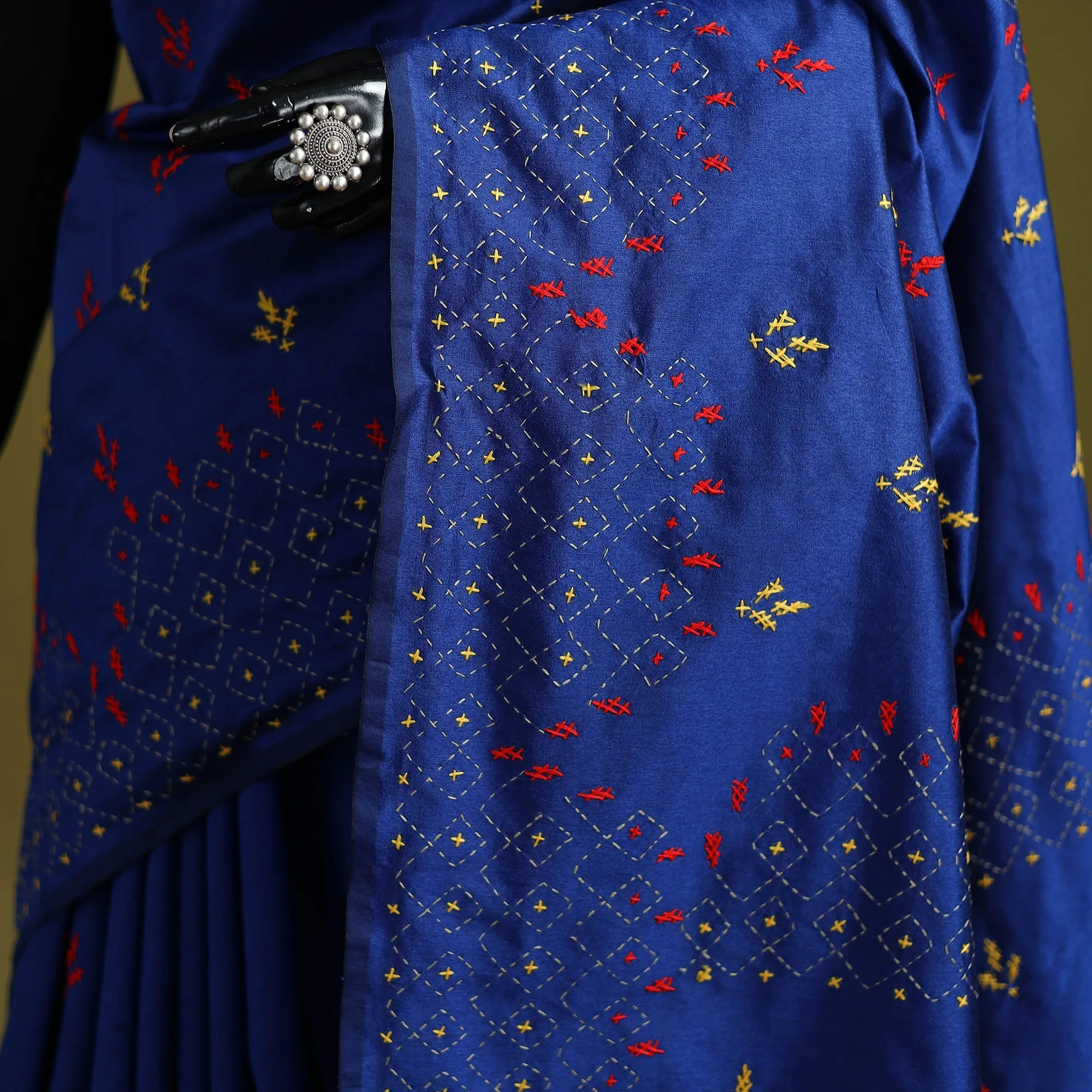 Blue - Bengal Hand Embroidered Silk Nakshi Kantha Saree 14 sold by Itokri product image thumbnail 3