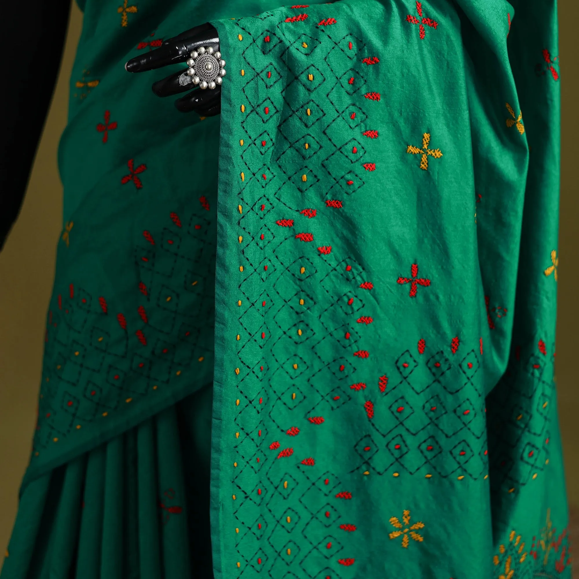 Green - Bengal Hand Embroidered Silk Nakshi Kantha Saree 12 sold by Itokri product image thumbnail 3