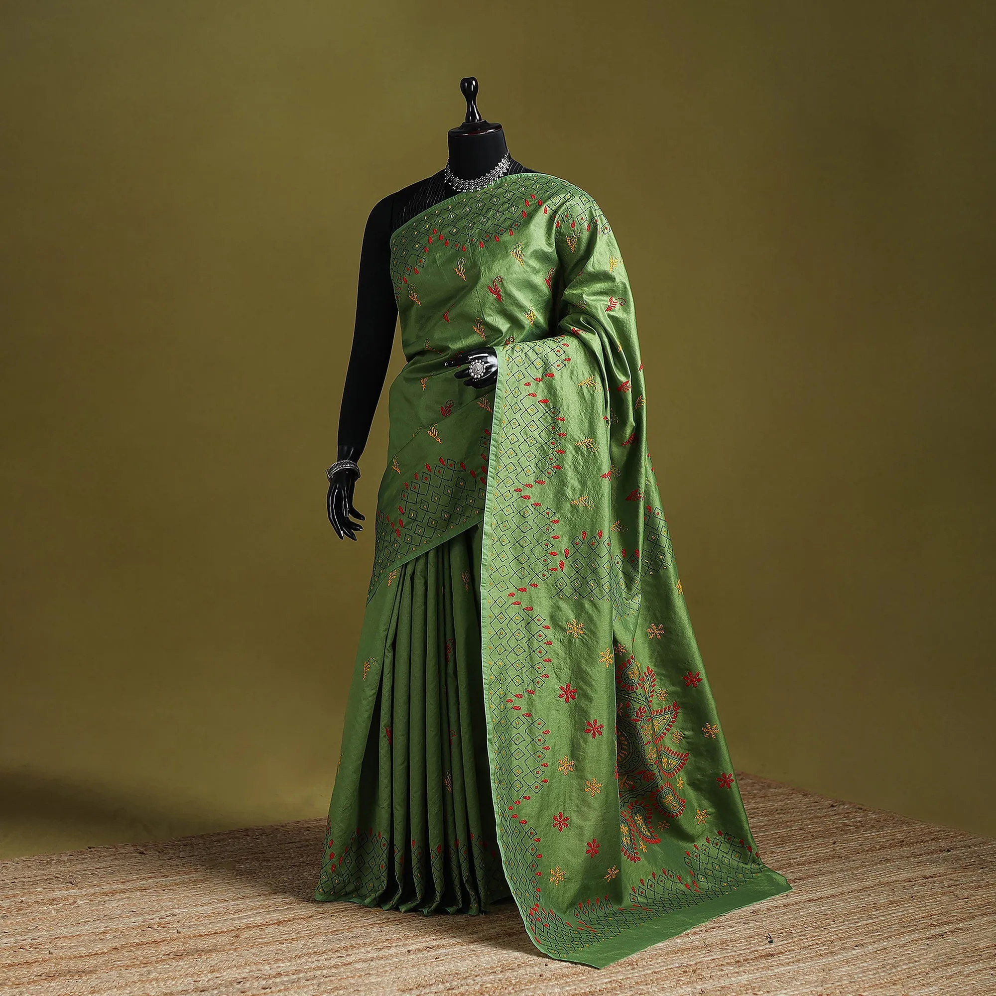 Bengal Hand Embroidered Silk Nakshi Kantha Saree 11 sold by Itokri