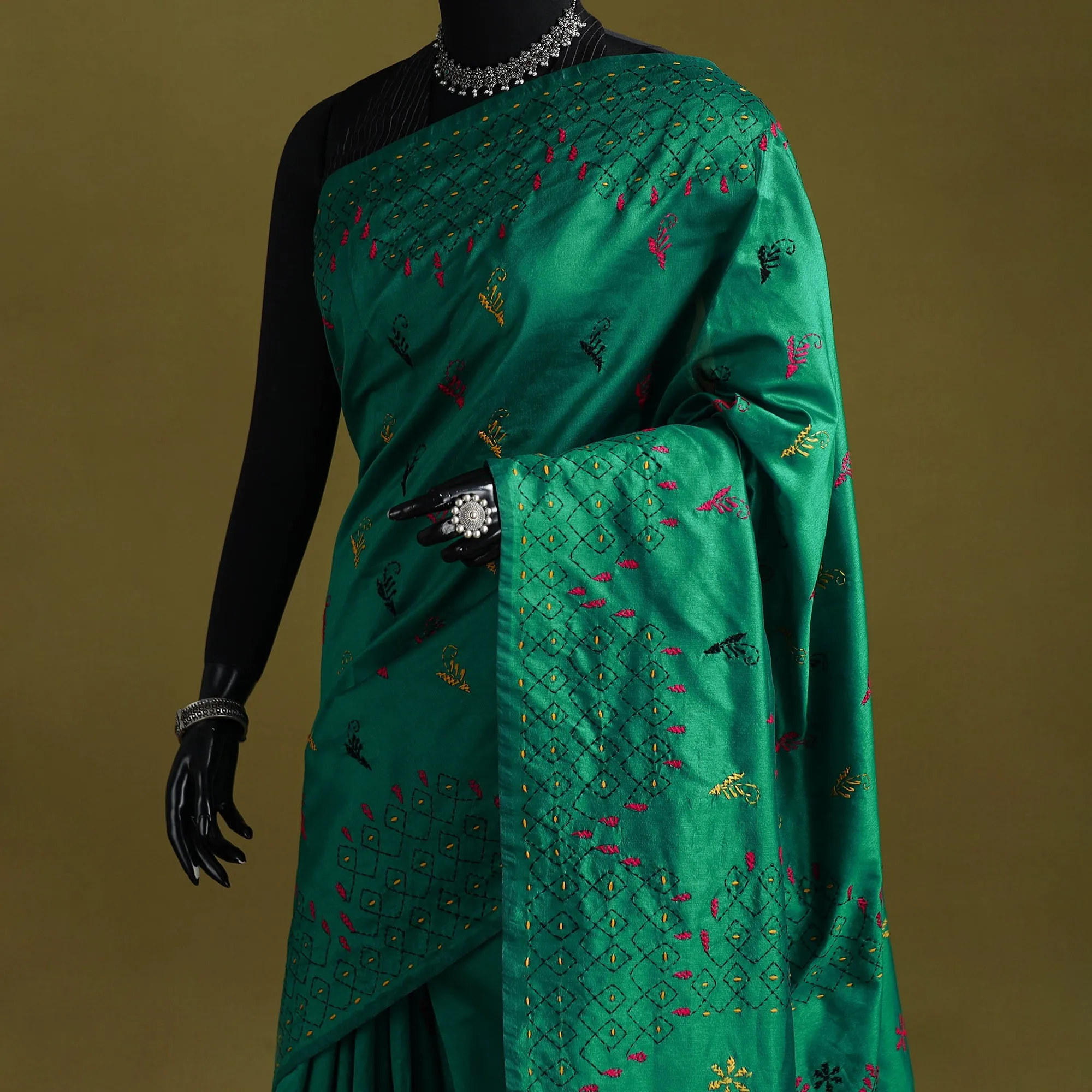 Green - Bengal Hand Embroidered Silk Nakshi Kantha Saree 04 sold by Itokri product image thumbnail 2