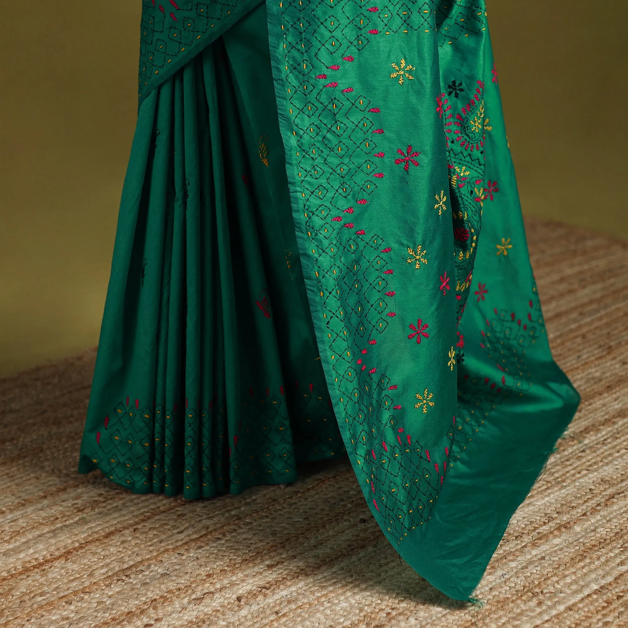 Green - Bengal Hand Embroidered Silk Nakshi Kantha Saree 04 sold by Itokri product image thumbnail 4