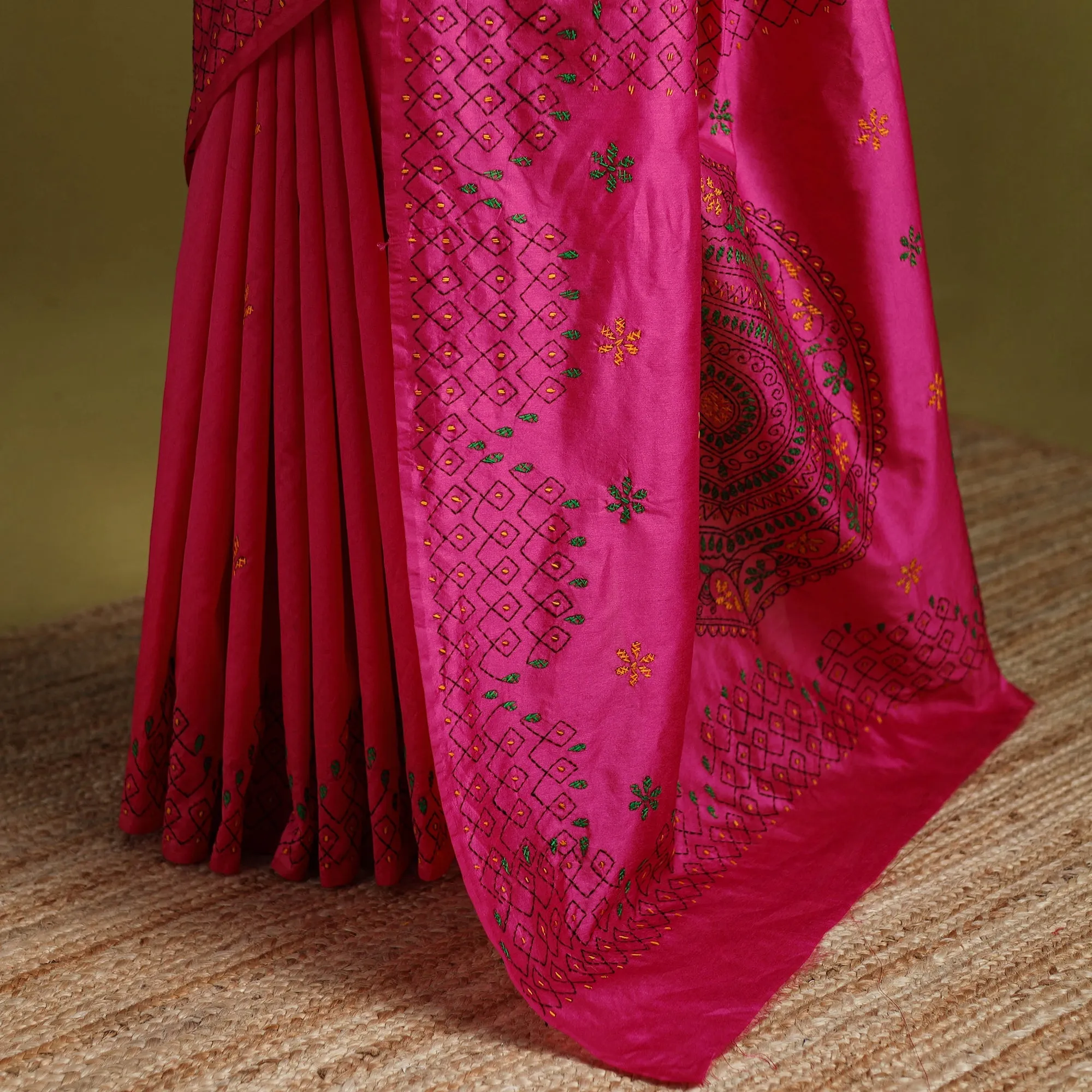Pink - Bengal Hand Embroidered Silk Nakshi Kantha Saree 03 sold by Itokri product image thumbnail 4