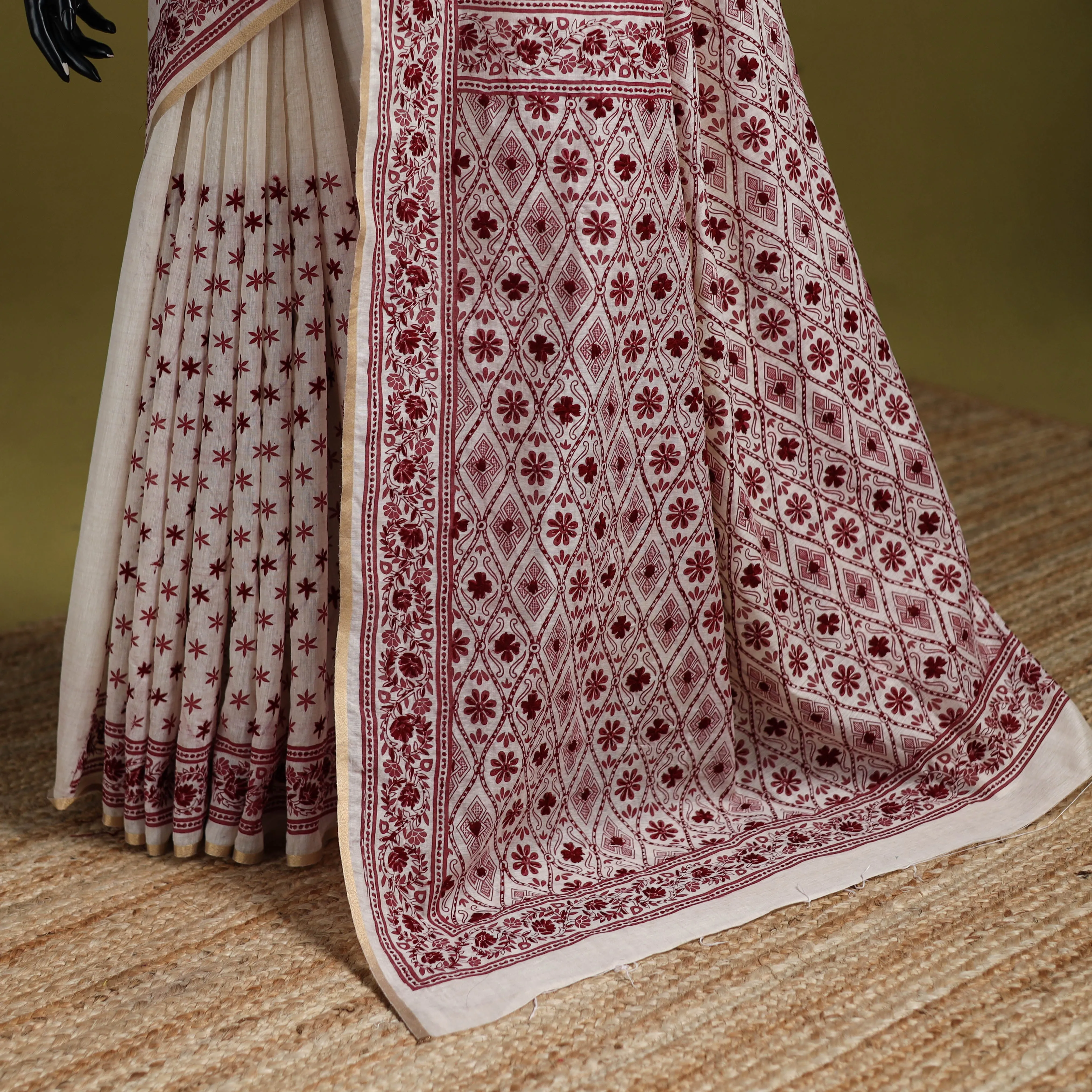 Bengal Hand Embroidery Silk Cotton Chapa Work Kantha Saree 36 sold by Itokri product image thumbnail 4