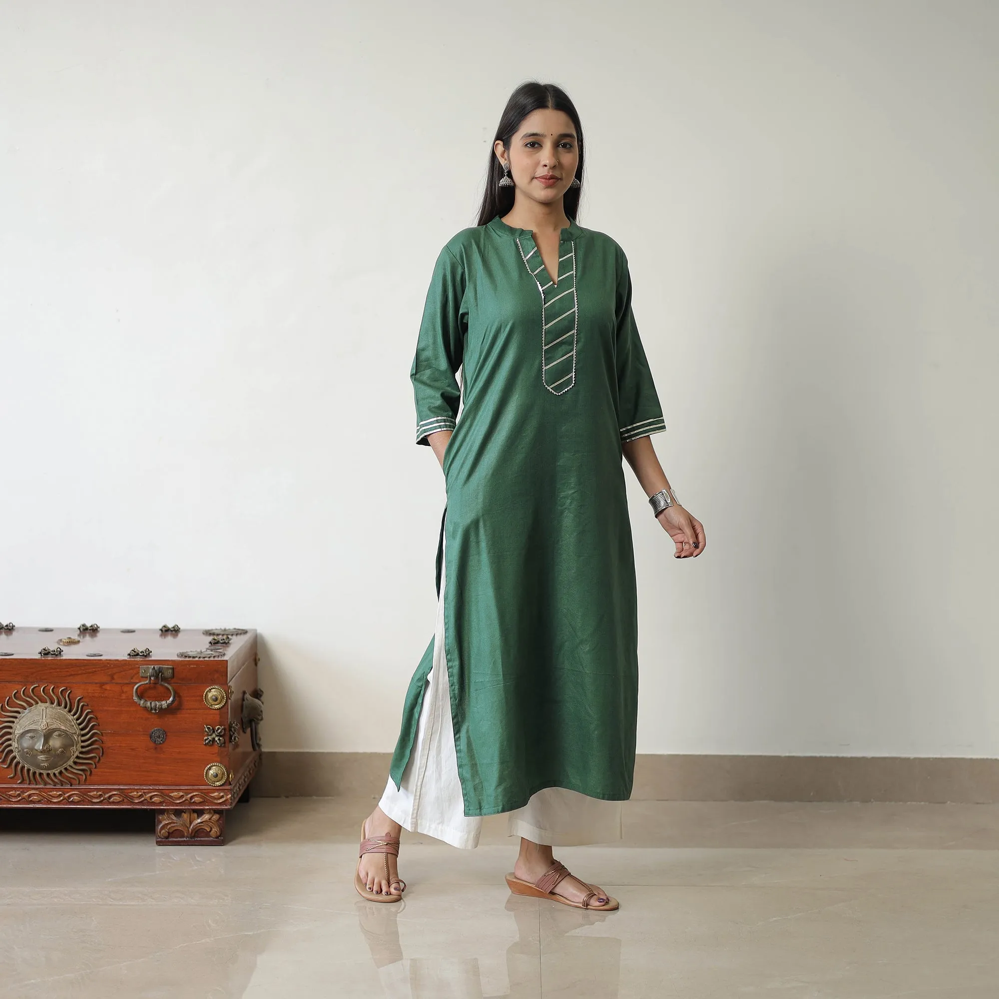 Mahira Green Linen Cotton Plain Kurta with Gota Work sold by Itokri product image thumbnail 2