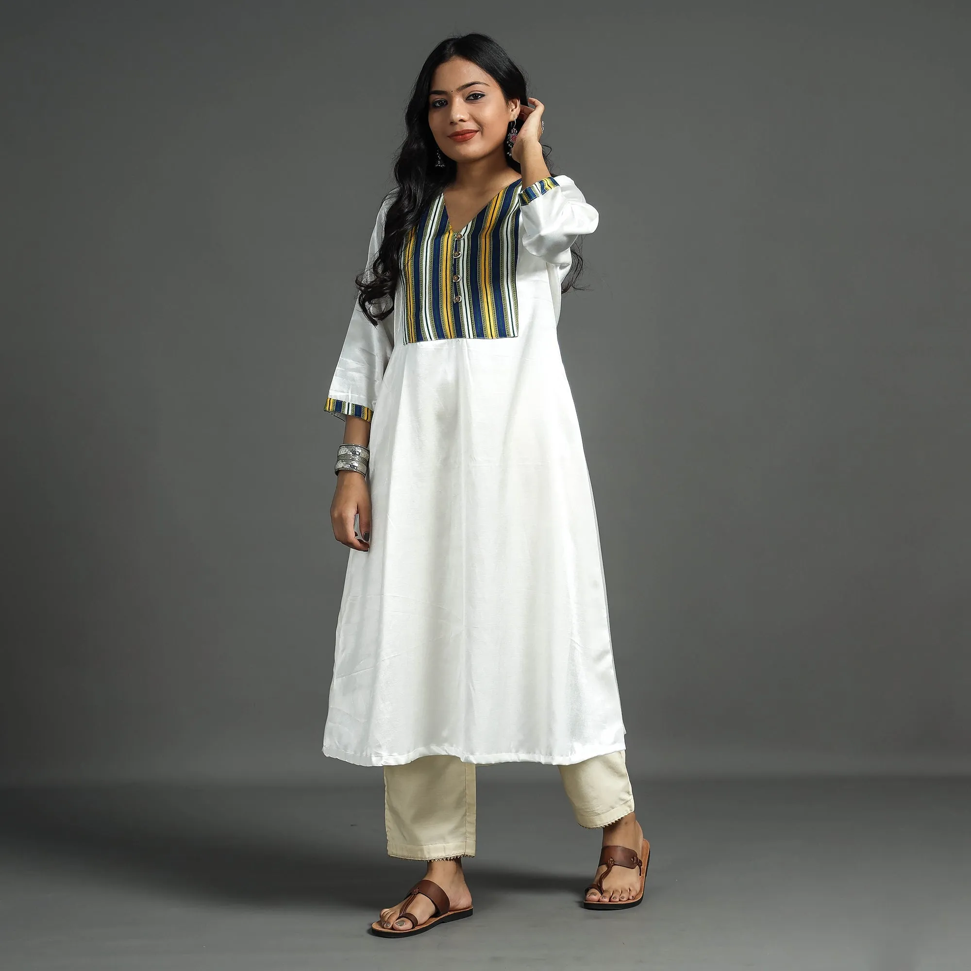 White - Plain Mashru Silk with Patchwork Floral Kurta sold by Itokri product image thumbnail 2