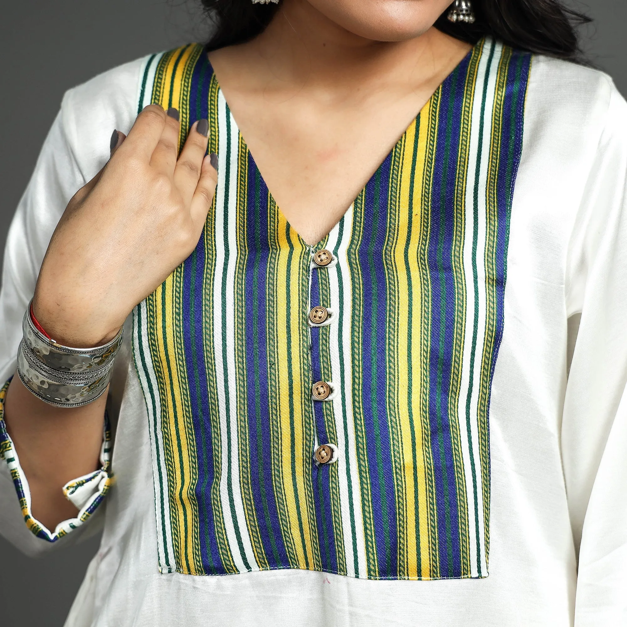 White - Plain Mashru Silk with Patchwork Floral Kurta sold by Itokri product image thumbnail 4