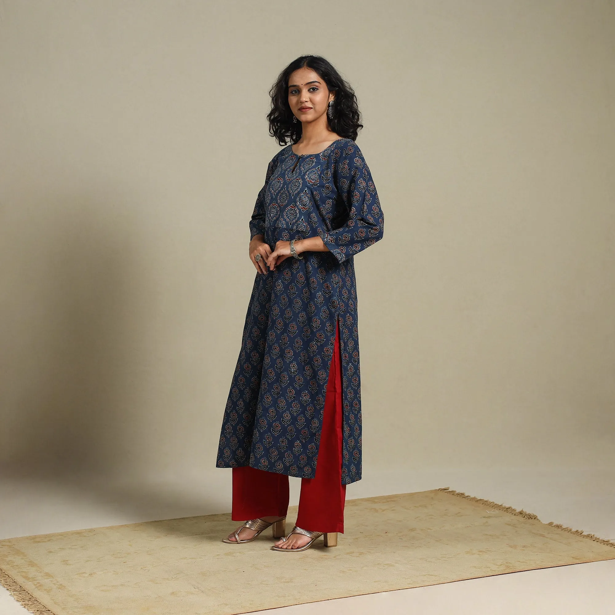 Block Print Natural Dyed Cotton Straight Ajrakh Kurta 15 sold by Itokri product image thumbnail 3