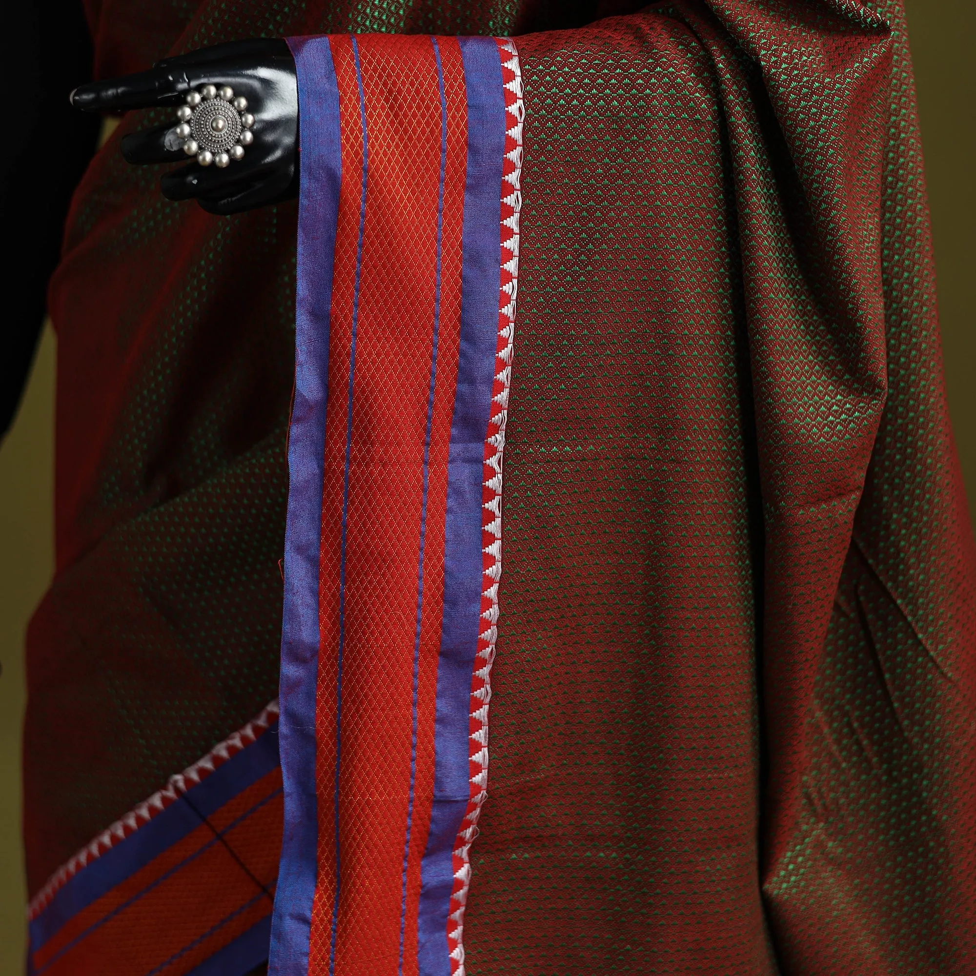 Maroon - Silk Cotton Khun Saree with Ilkal Pallu Chikki Paras Border 45 sold by Itokri product image thumbnail 3