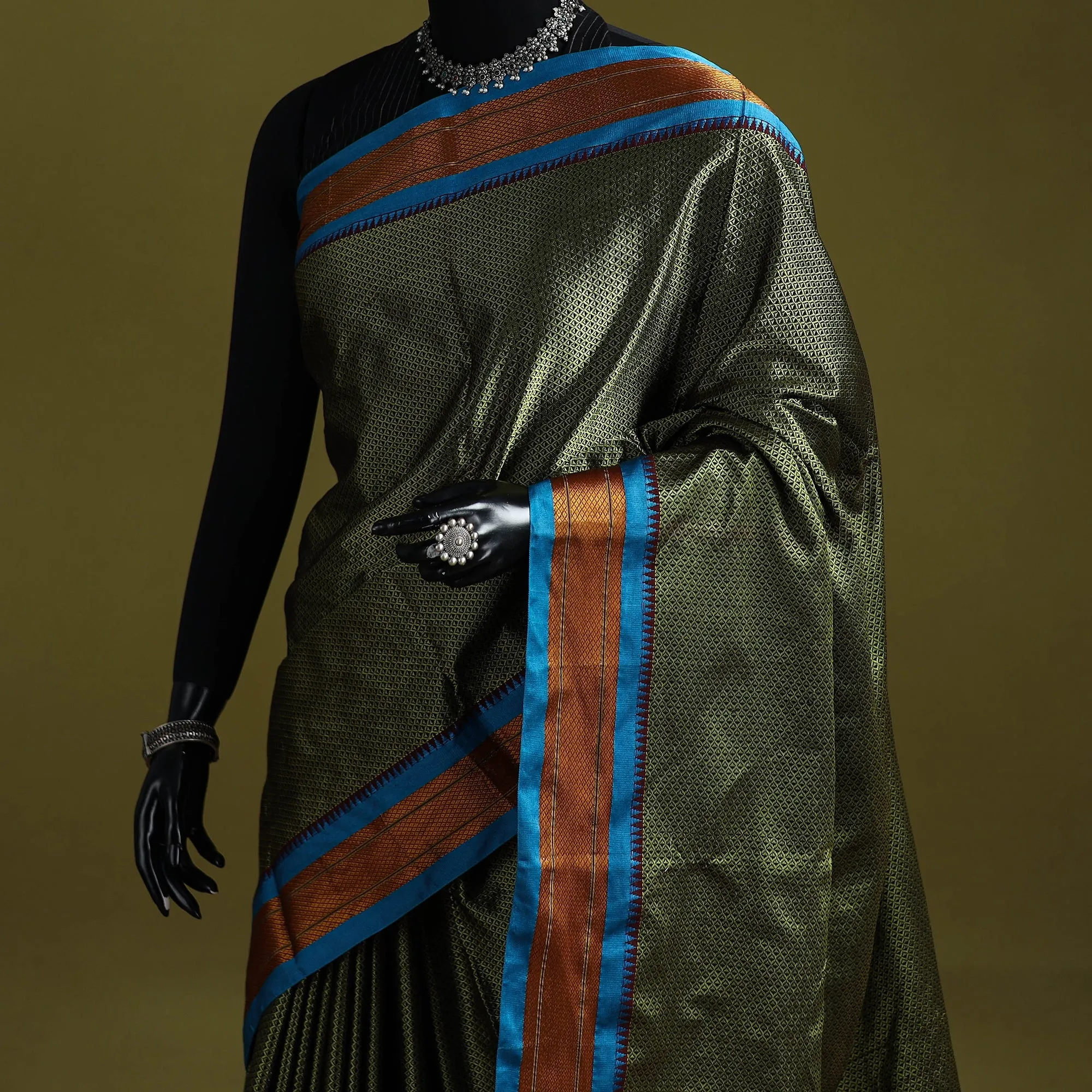 Silk Cotton Khun Saree with Ilkal Pallu Chikki Paras Border 34 sold by Itokri product image thumbnail 2