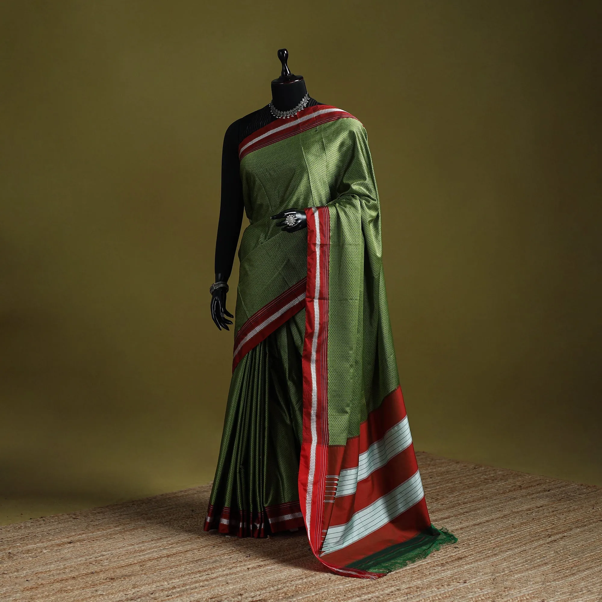 Green - Silk Cotton Khun Saree with Ilkal Pallu Chikki Paras Border 31 sold by Itokri