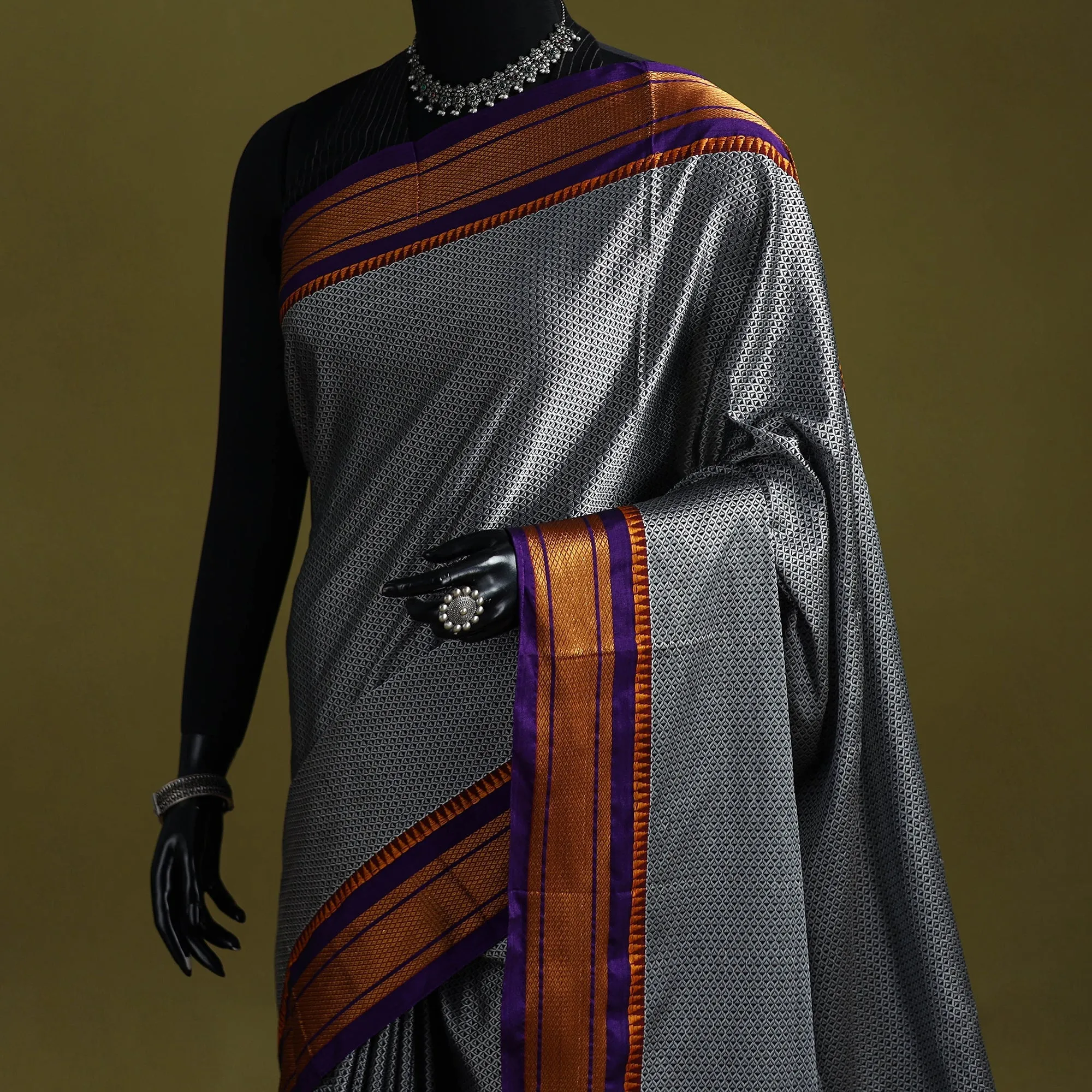 Grey - Silk Cotton Khun Saree with Ilkal Pallu Chikki Paras Border 25 sold by Itokri product image thumbnail 2