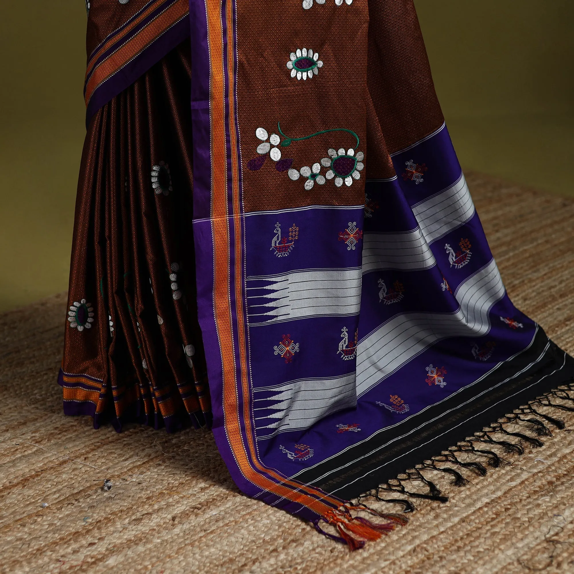 Brown - Nath Work Silk Cotton Khun Saree 14 sold by Itokri product image thumbnail 4