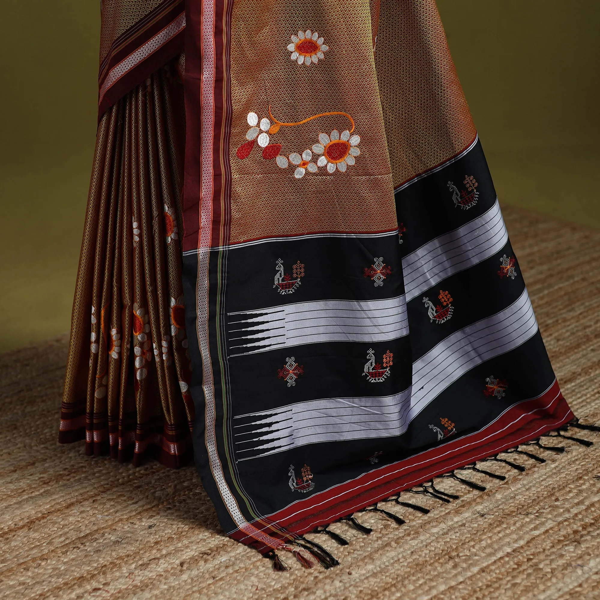 Yellow - Nath Work Silk Cotton Khun Saree 09 sold by Itokri product image thumbnail 4