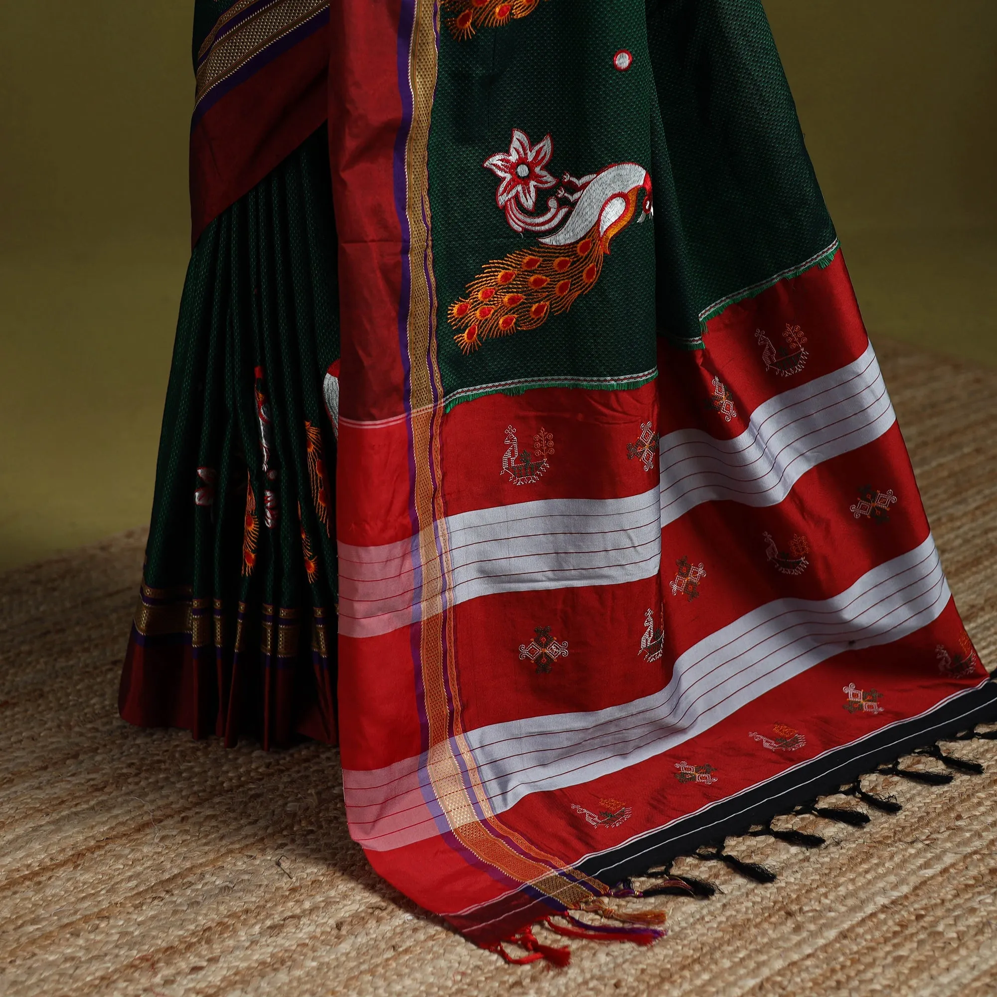 Nath Work Silk Cotton Khun Saree 08 sold by Itokri product image thumbnail 4