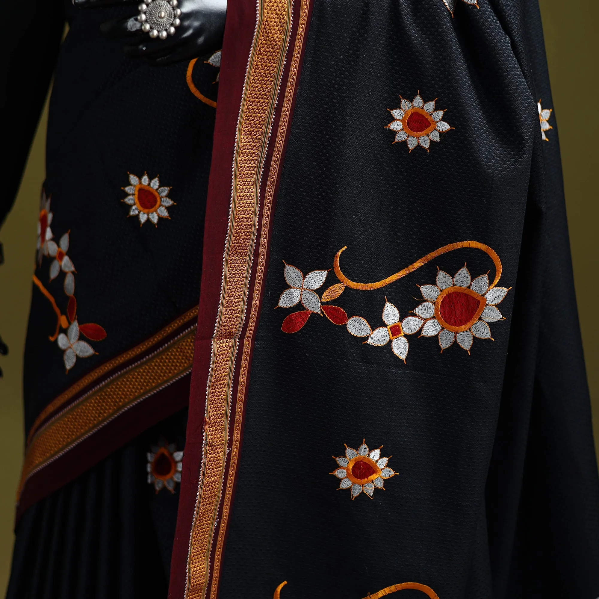 Black - Nath Work Silk Cotton Khun Saree 03 sold by Itokri product image thumbnail 3