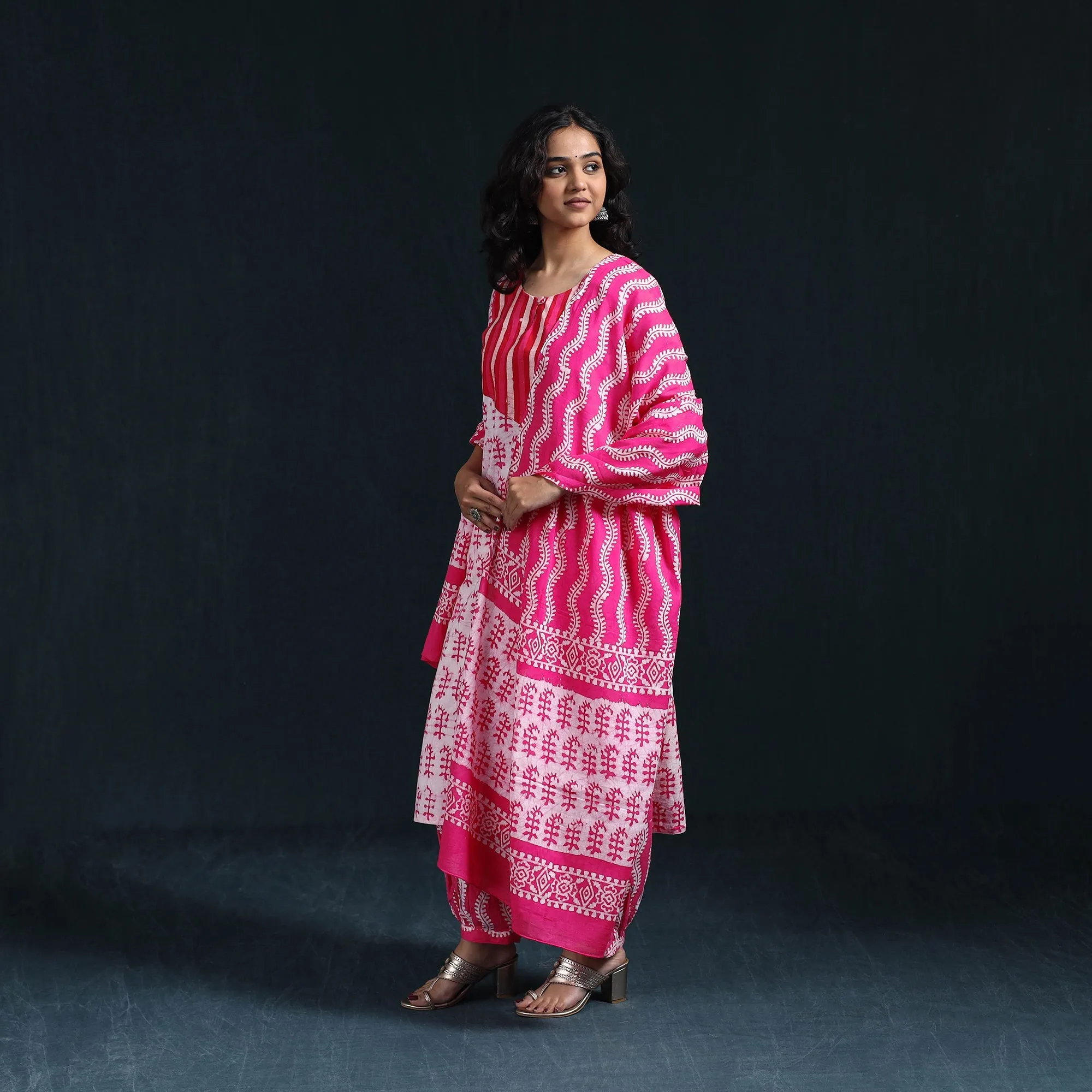 Pink - Hand Block Batik Print Cotton Suit Set with Dupatta for women 18 sold by Itokri product image thumbnail 2