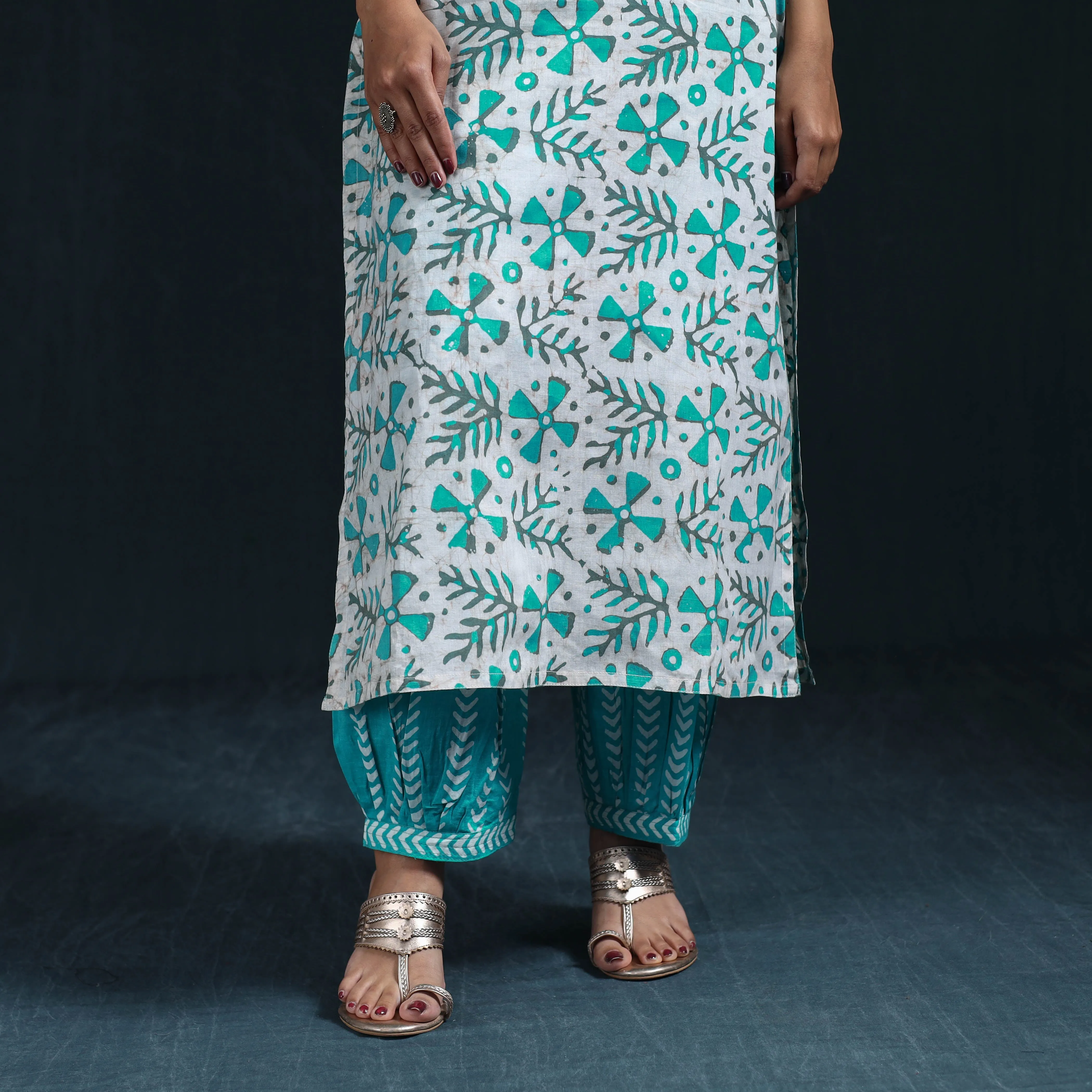Green - Hand Block Batik Print Cotton Suit Set with Dupatta for women 08 sold by Itokri product image thumbnail 5