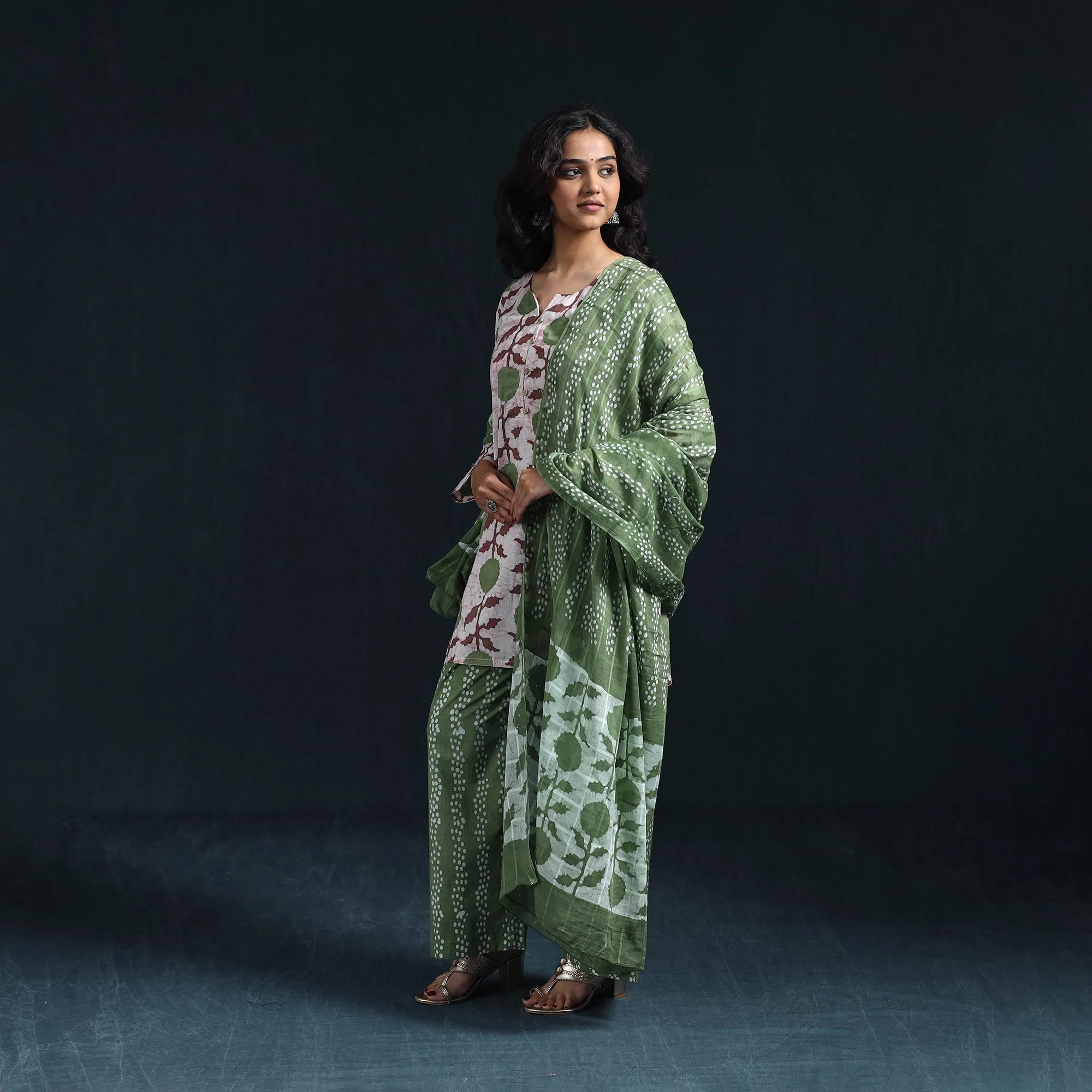 Green - Hand Block Batik Print Cotton Suit Set with Dupatta for women 06 sold by Itokri product image thumbnail 2