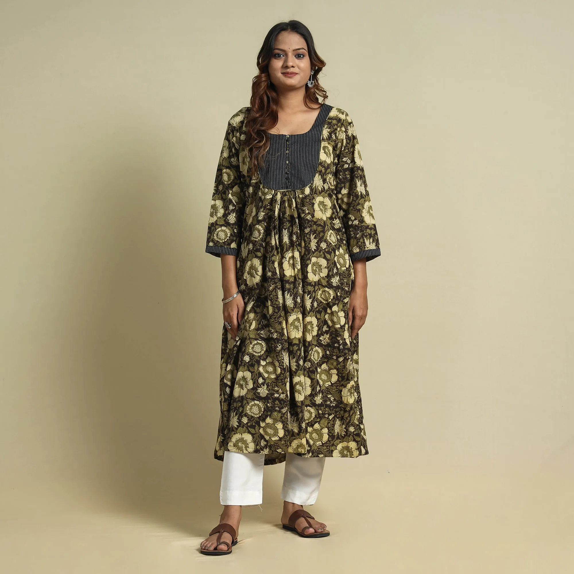 Green - Jahota Block Printed Kantha Patchwork Cotton Kurta sold by Itokri product image thumbnail 2