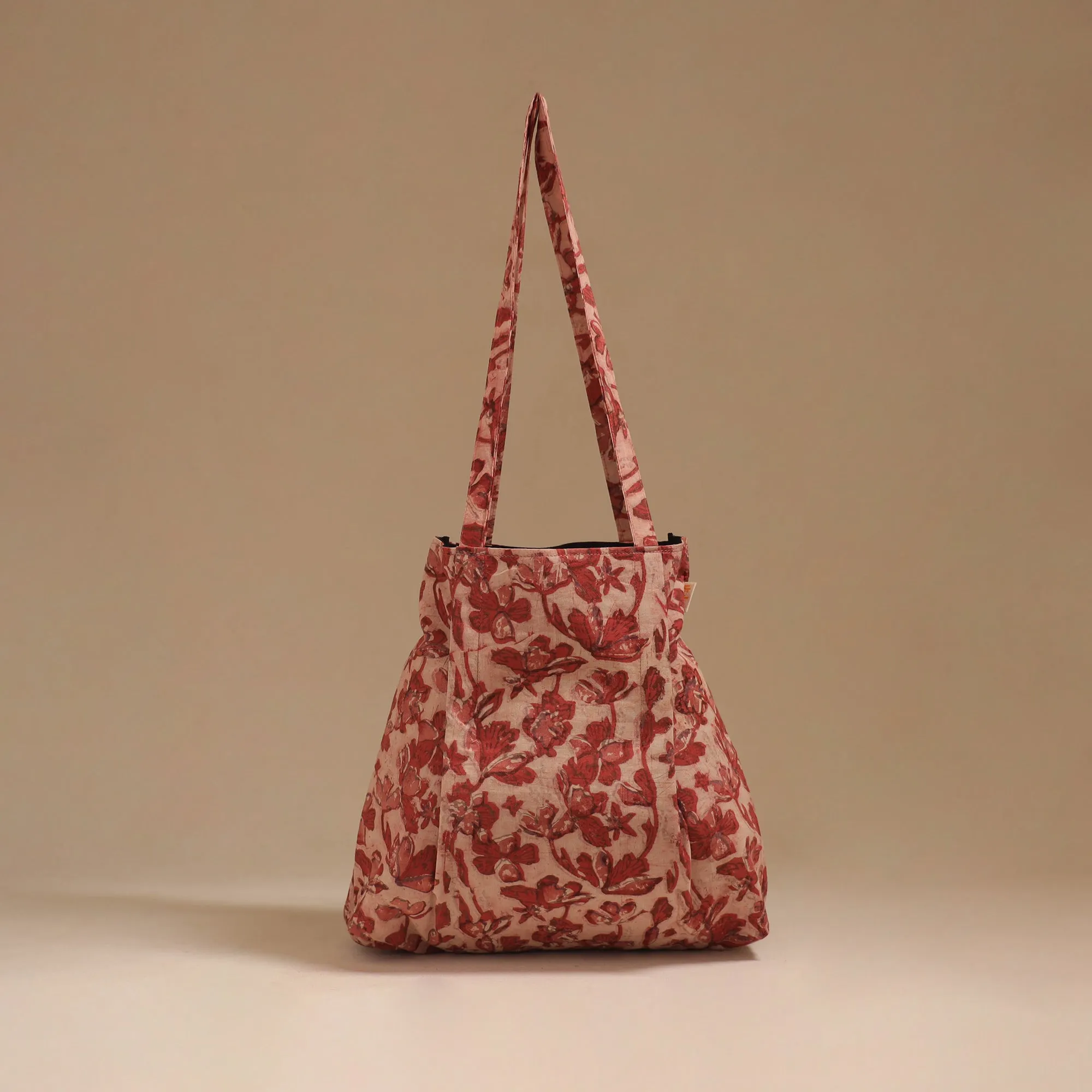 Handcrafted Fabric Jhola Bag 50 sold by Itokri