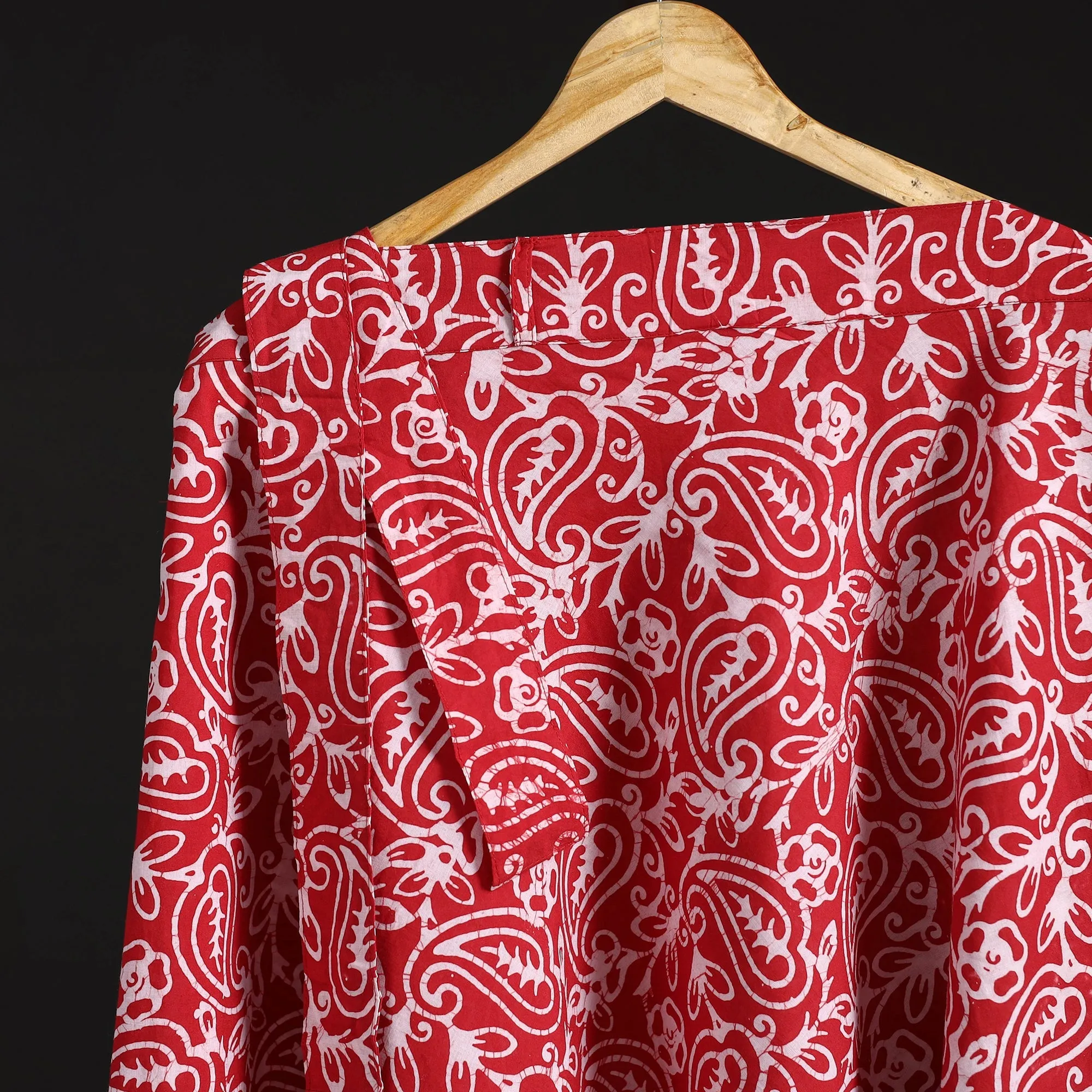 Red - Hand Block Batik Print Cotton Wrap Around Skirt 105 sold by Itokri product image thumbnail 3