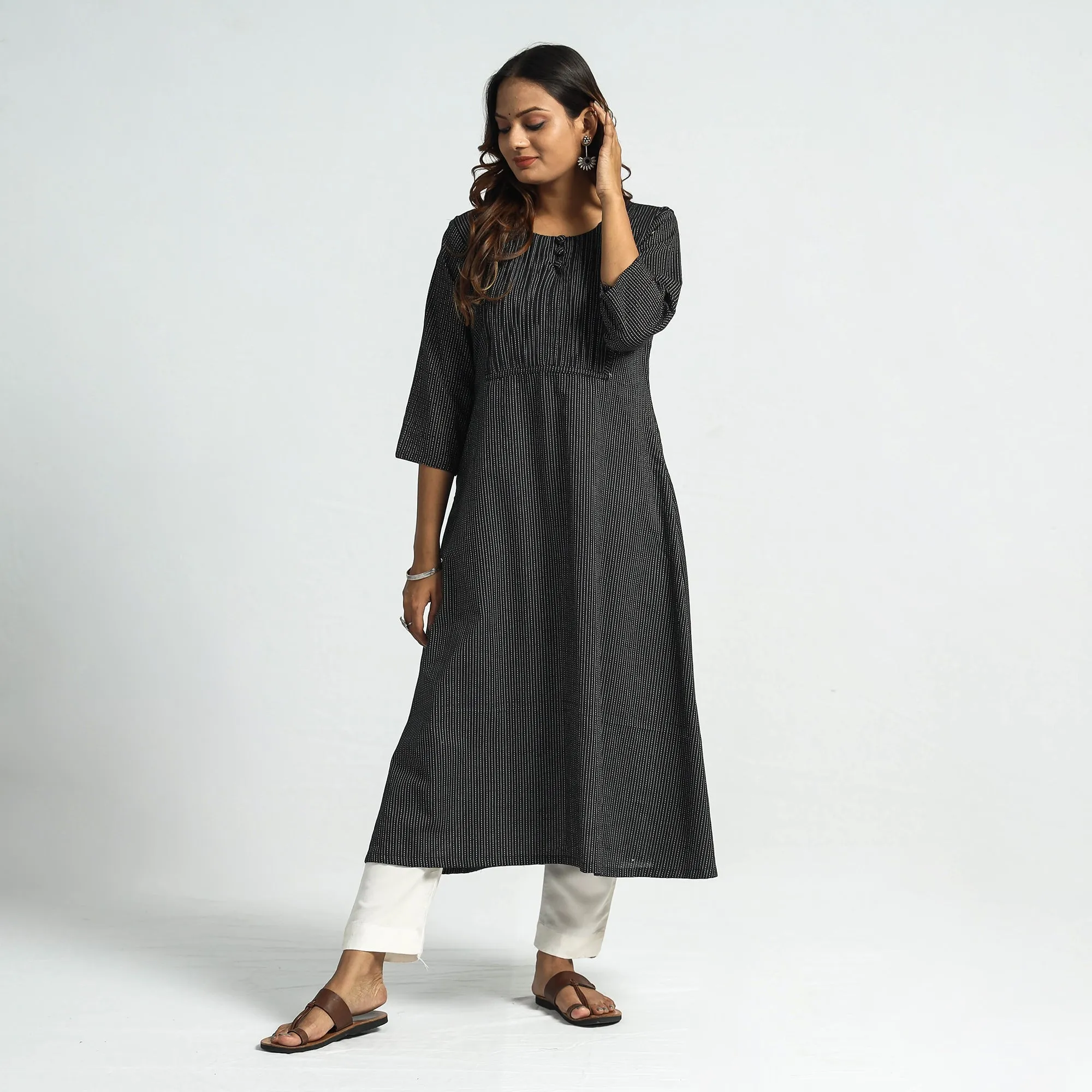 Black - Plain Running Stitch Cotton Pintuck Long Kurta sold by Itokri product image thumbnail 3
