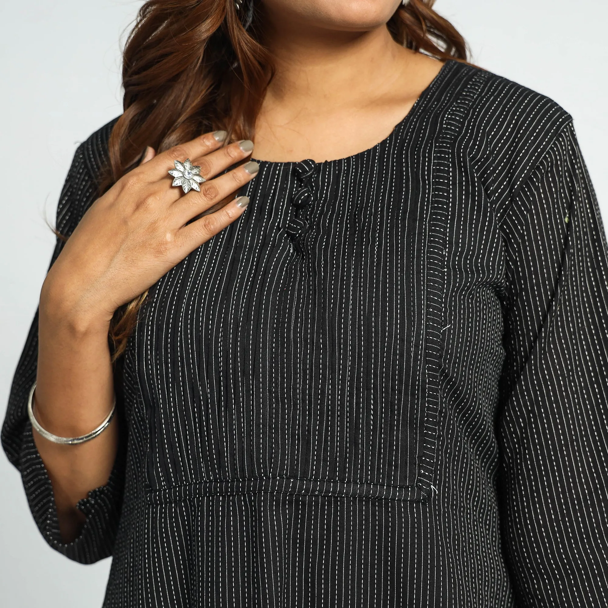 Black - Plain Running Stitch Cotton Pintuck Long Kurta sold by Itokri product image thumbnail 4