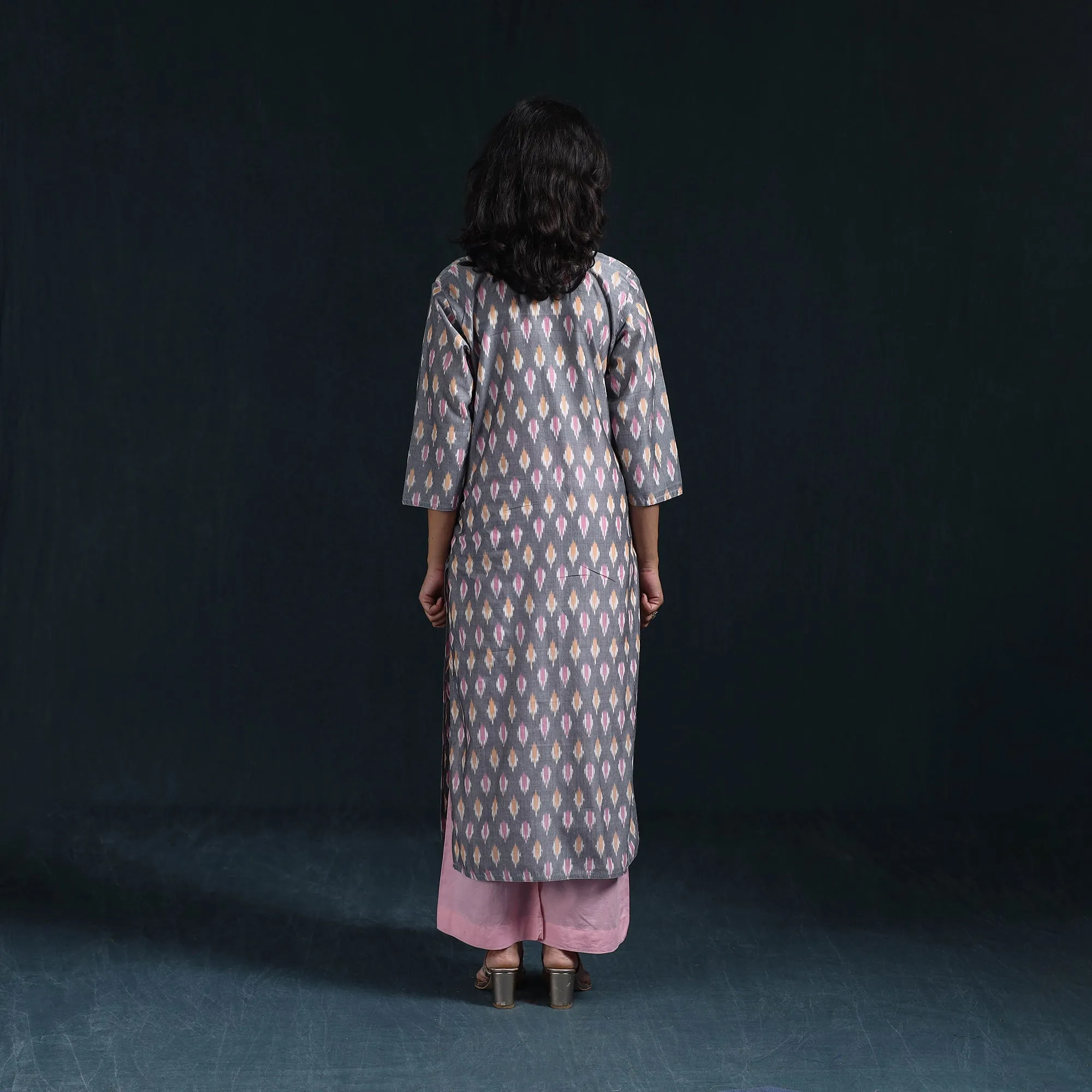 Grey - Mercerised Cotton Straight Pochampally Ikat Kurta for women 08 sold by Itokri product image thumbnail 5