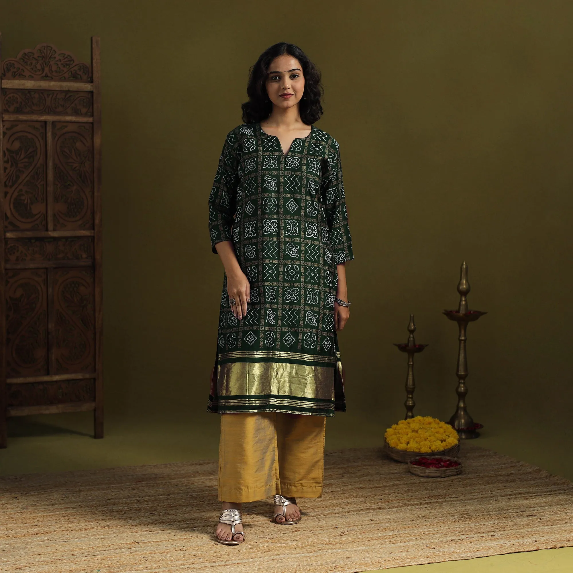 Green - Silk Bandhani Kurta Set with Lagdi Patta (Set of 2) 02 sold by Itokri product image thumbnail 2