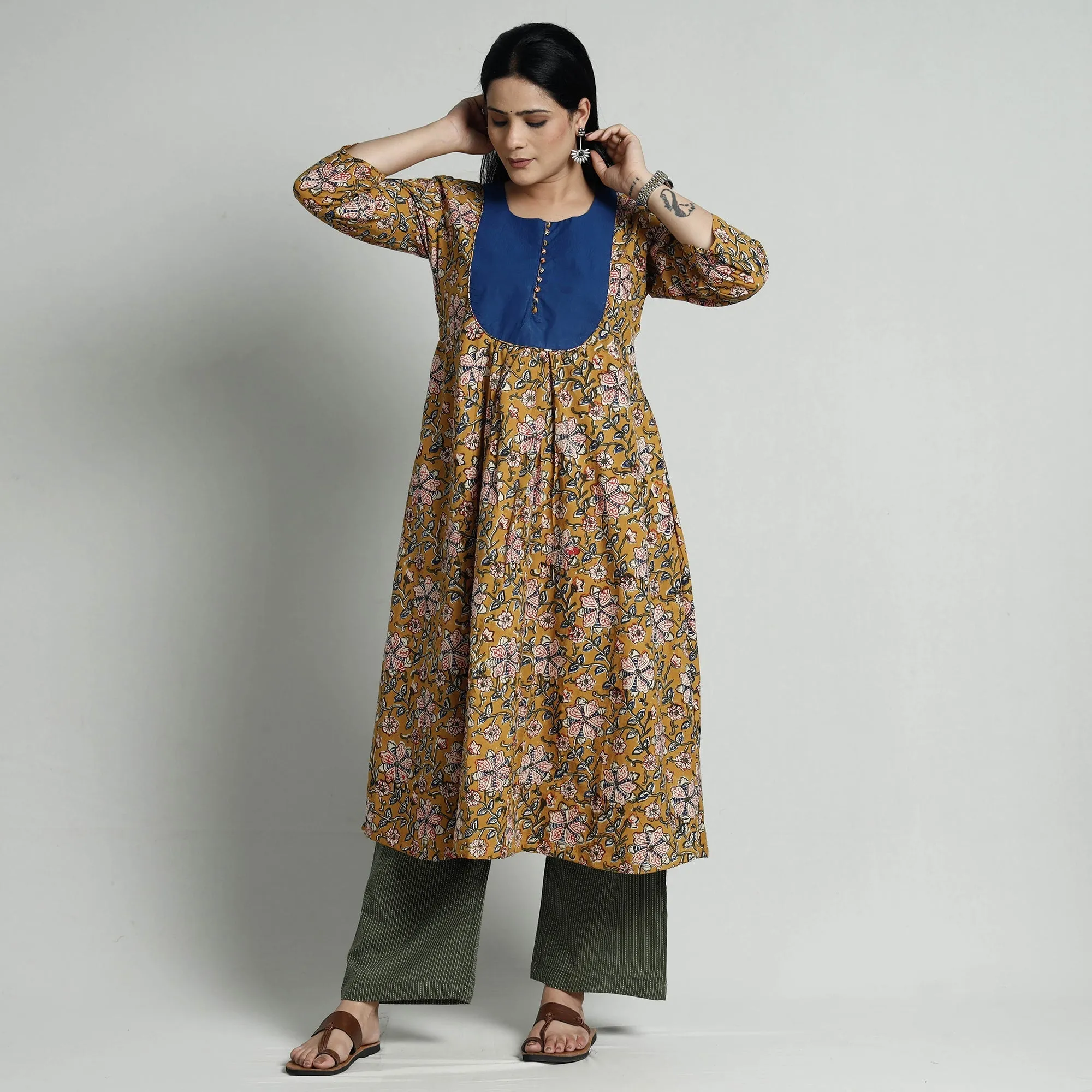 Brown - Bagru Block Printed Cotton Kurta with Palazzo Set sold by Itokri product image thumbnail 4