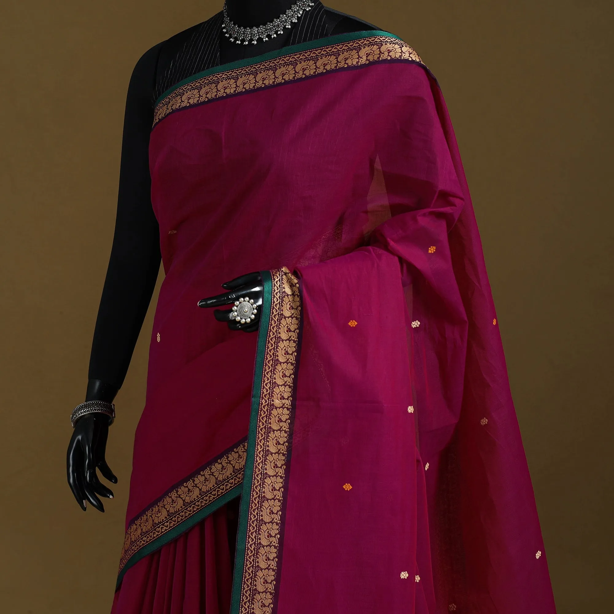 Thread Buti Cotton Kanchipuram Saree with Border 48 sold by Itokri product image thumbnail 2