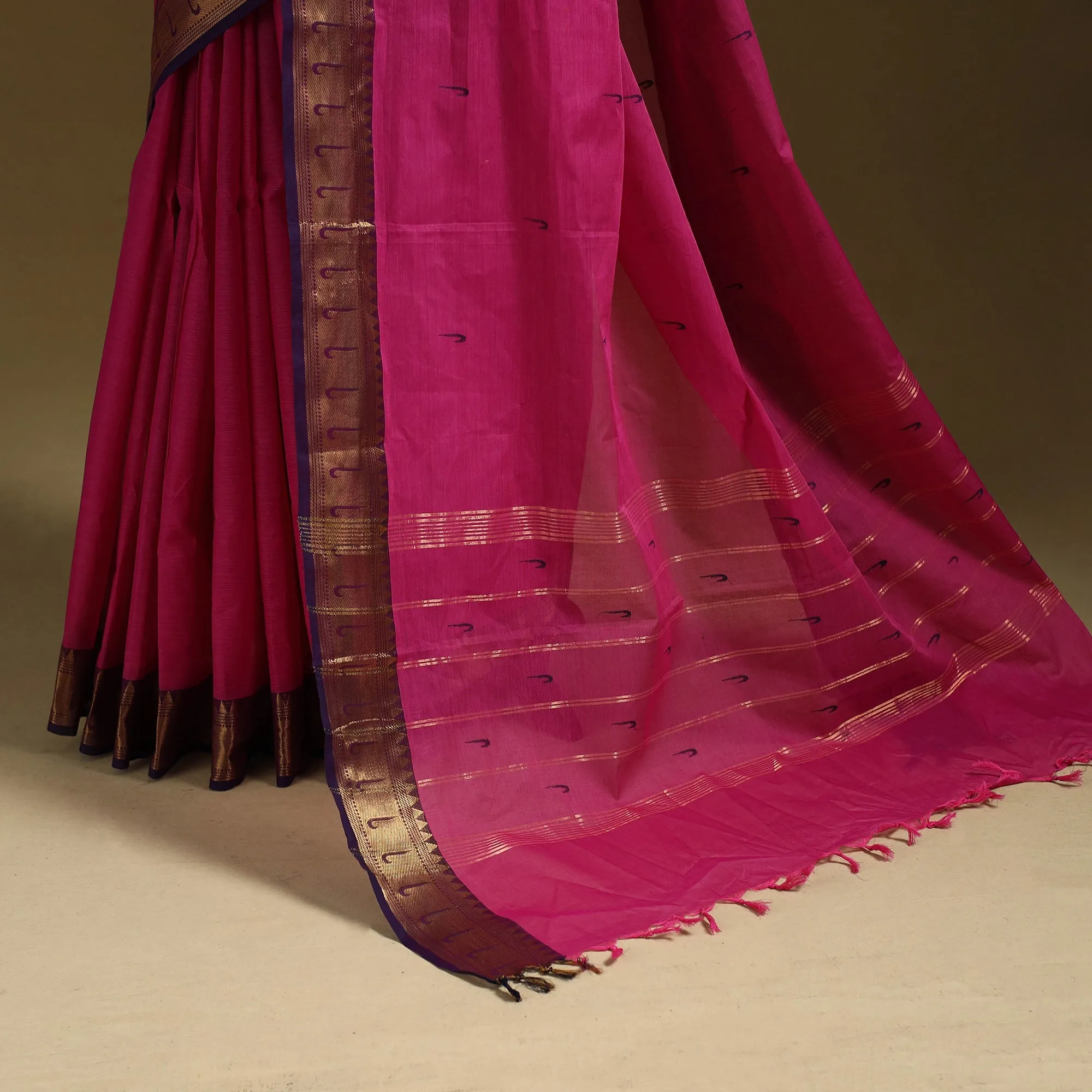 Pink - Thread Buti Cotton Kanchipuram Saree with Border 19 sold by Itokri product image thumbnail 4