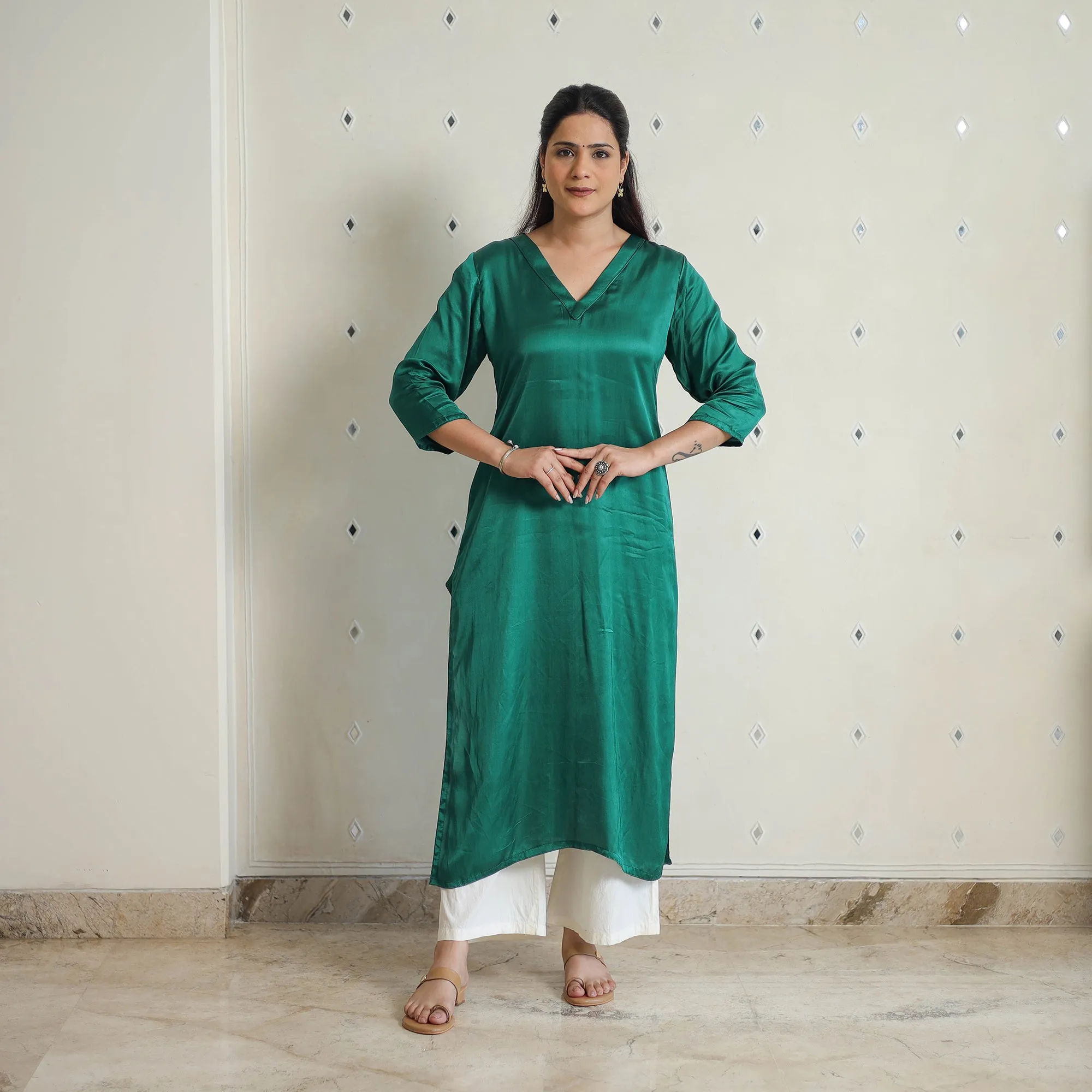 Aradhya Dark Green Modal Silk Plain Straight Kurta sold by Itokri product image thumbnail 3