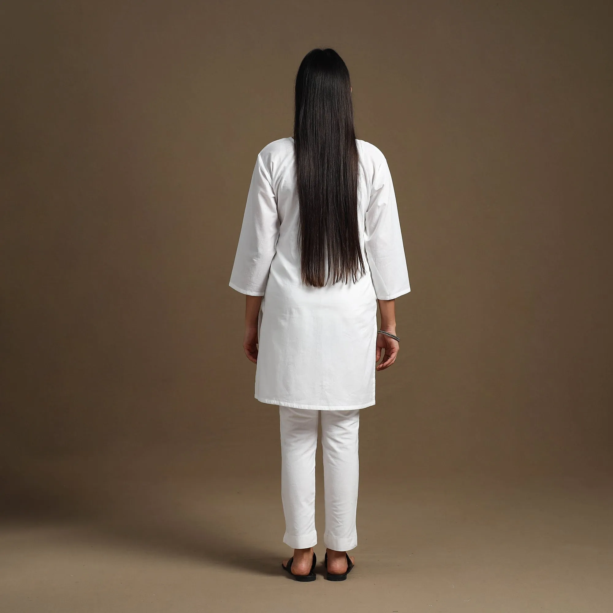 White - Straight Short Plain Cotton Kurta 01 sold by Itokri product image thumbnail 4