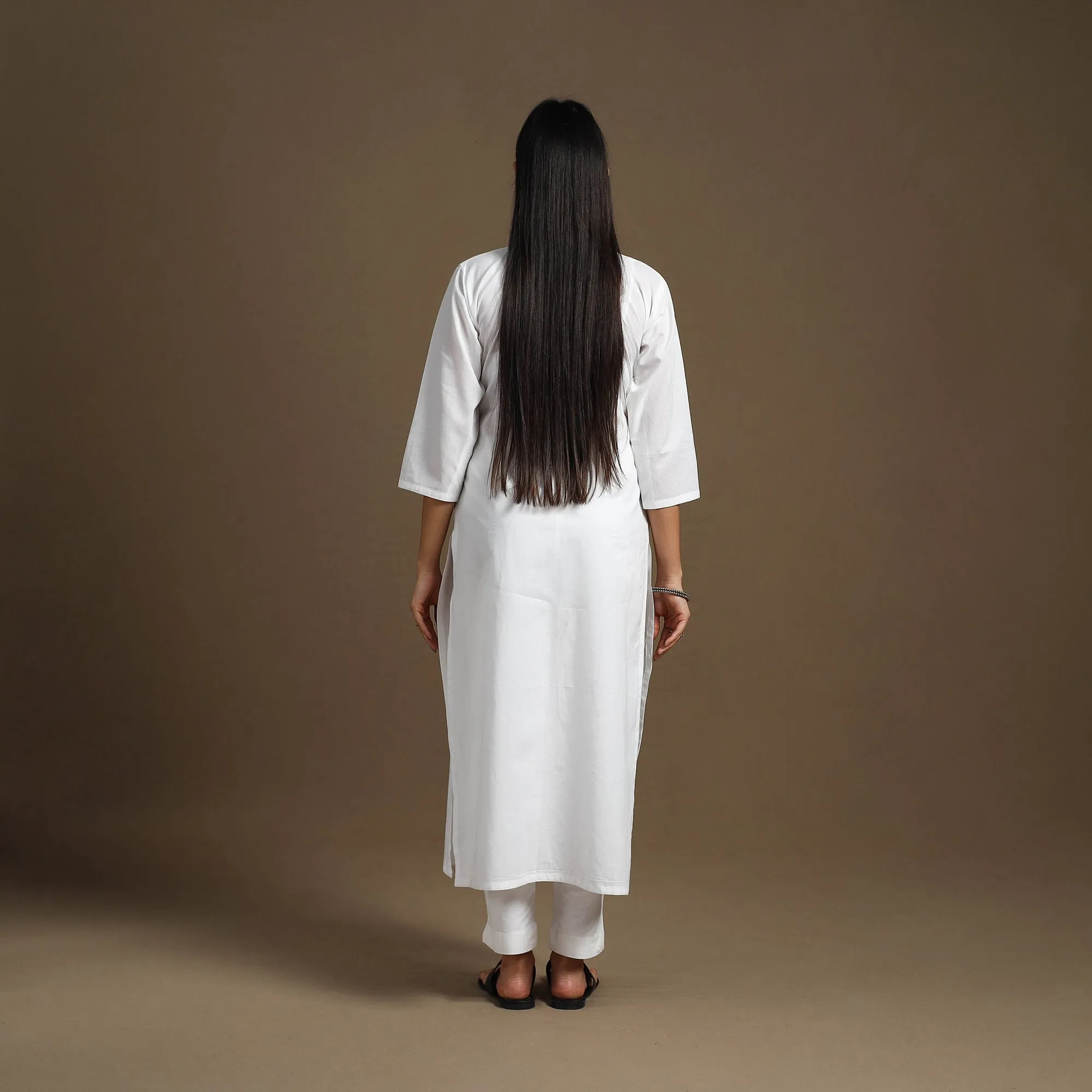 White - Straight Pintuck Plain Cotton Kurta 08 sold by Itokri product image thumbnail 4