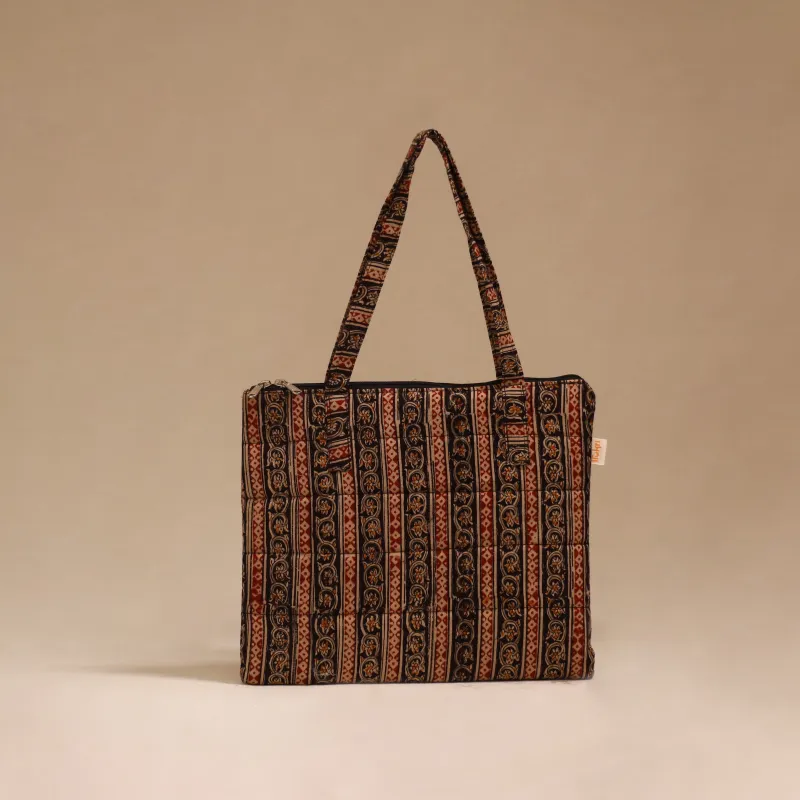 Handcrafted Quilted Handbag 27 sold by Itokri