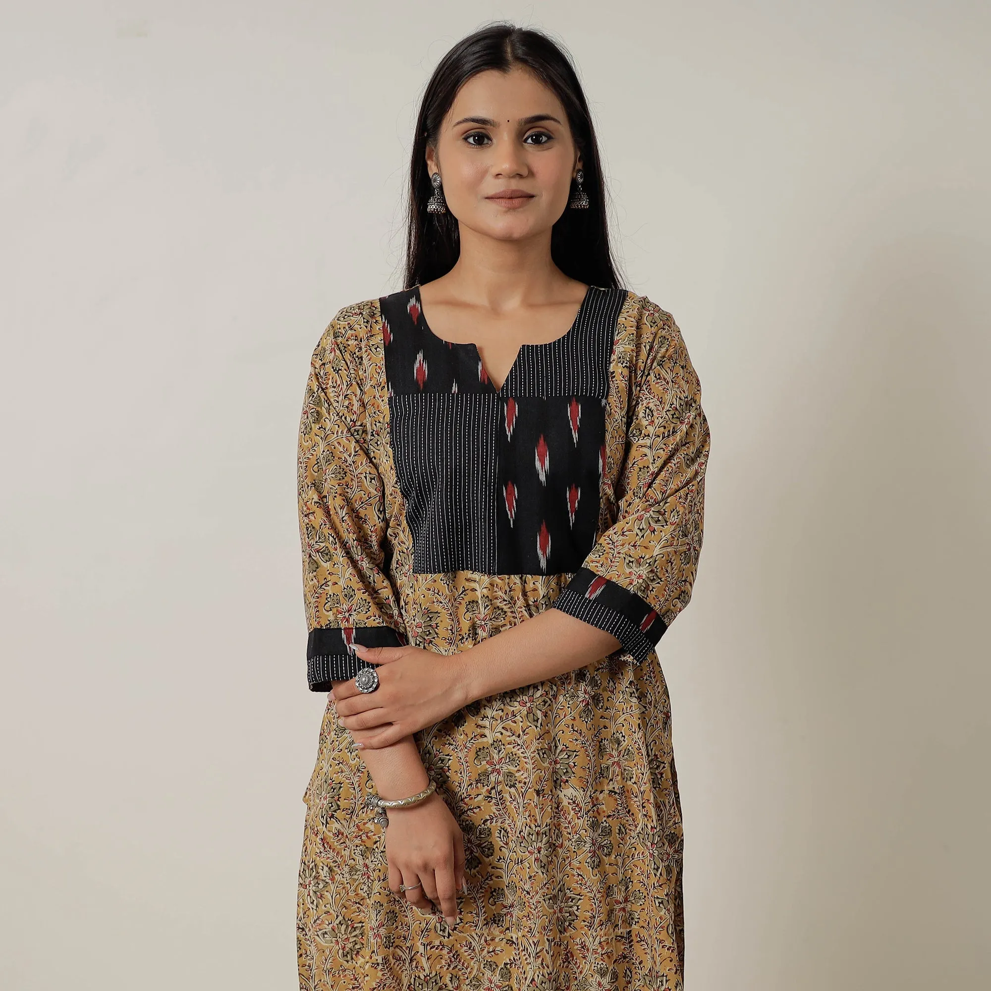 Yellow - Pedana Kalamkari Block Printed Cotton Straight Kurta 04 sold by Itokri product image thumbnail 3