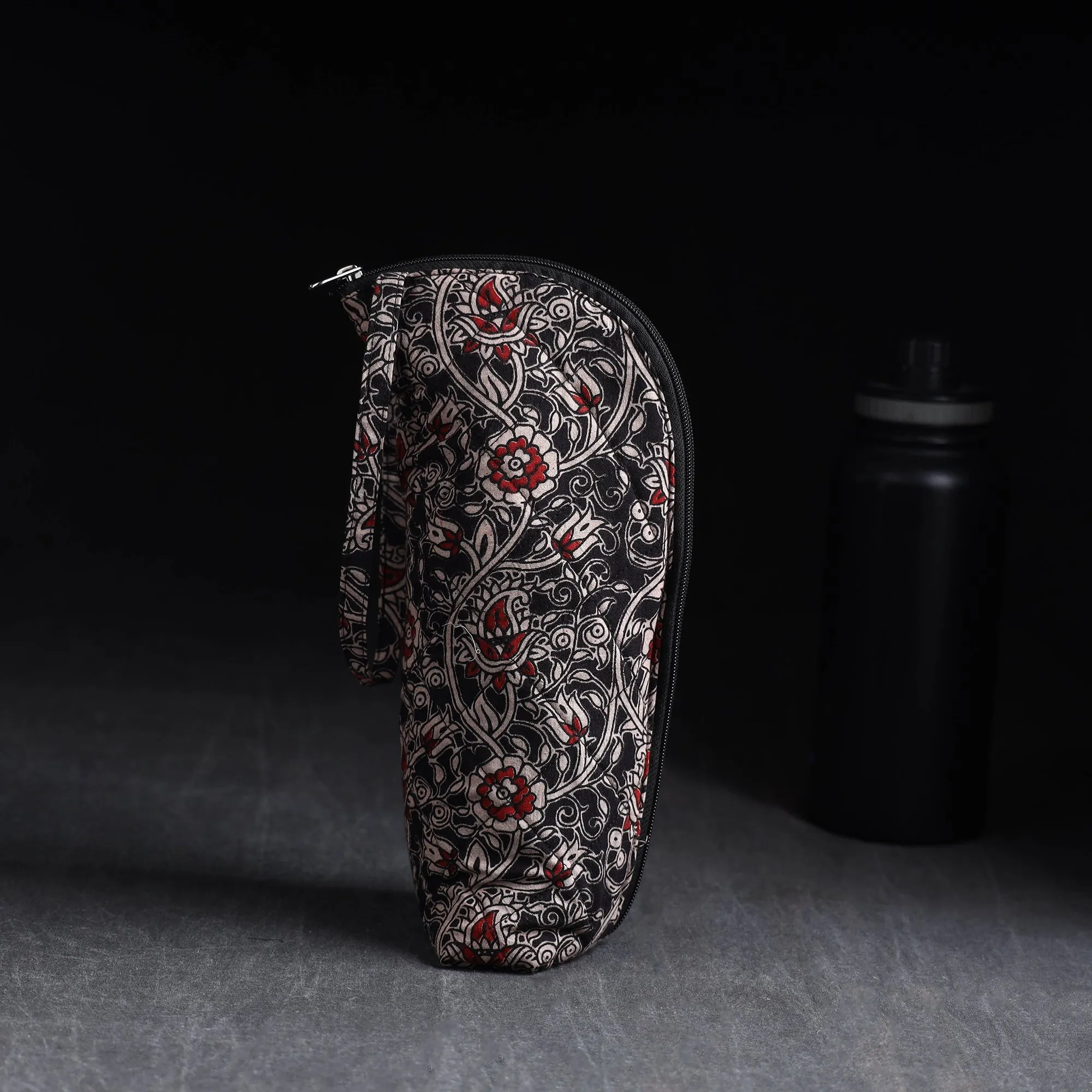 Black - Handmade 1L Water Bottle Cover 09 sold by Itokri