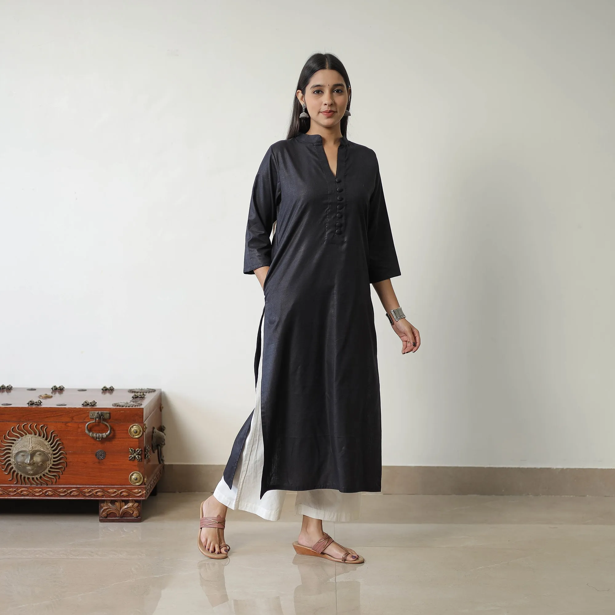 Shuchi Black Linen Cotton Plain Kurta sold by Itokri product image thumbnail 2